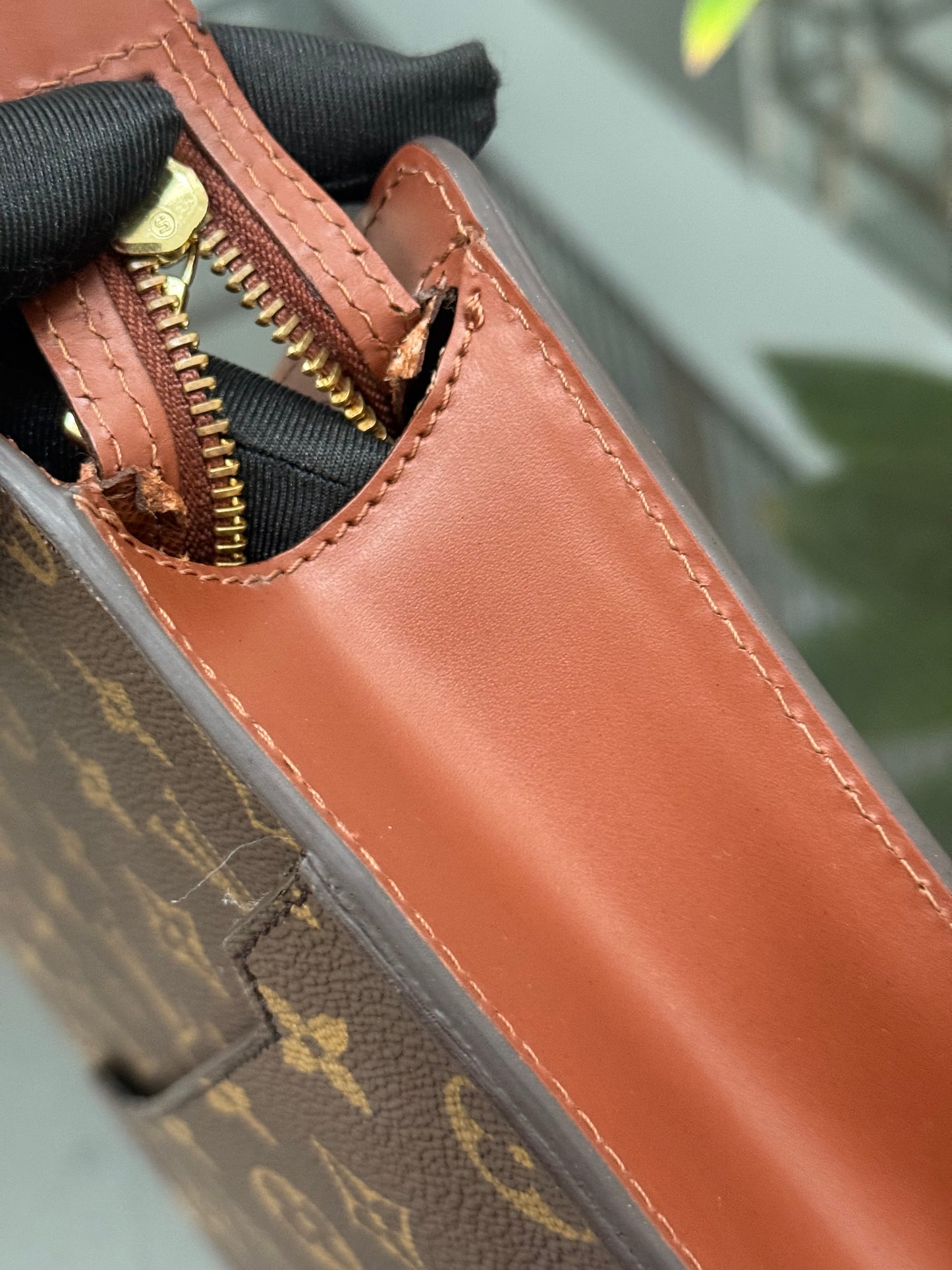 Pochette Homme Clutch-🗓️ Year: 1999