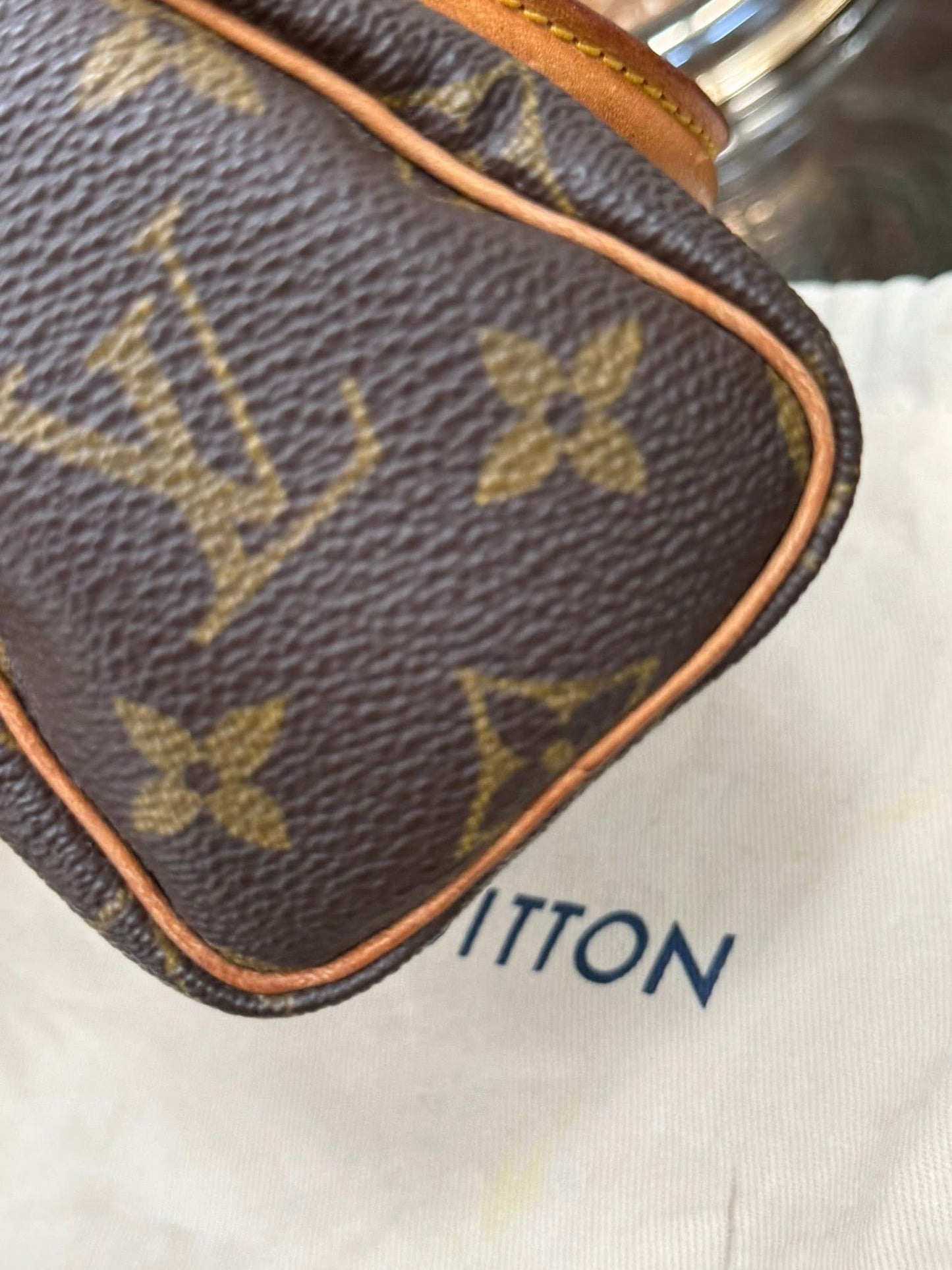 Vintage Mini Speedy - π
Circa 80βs
