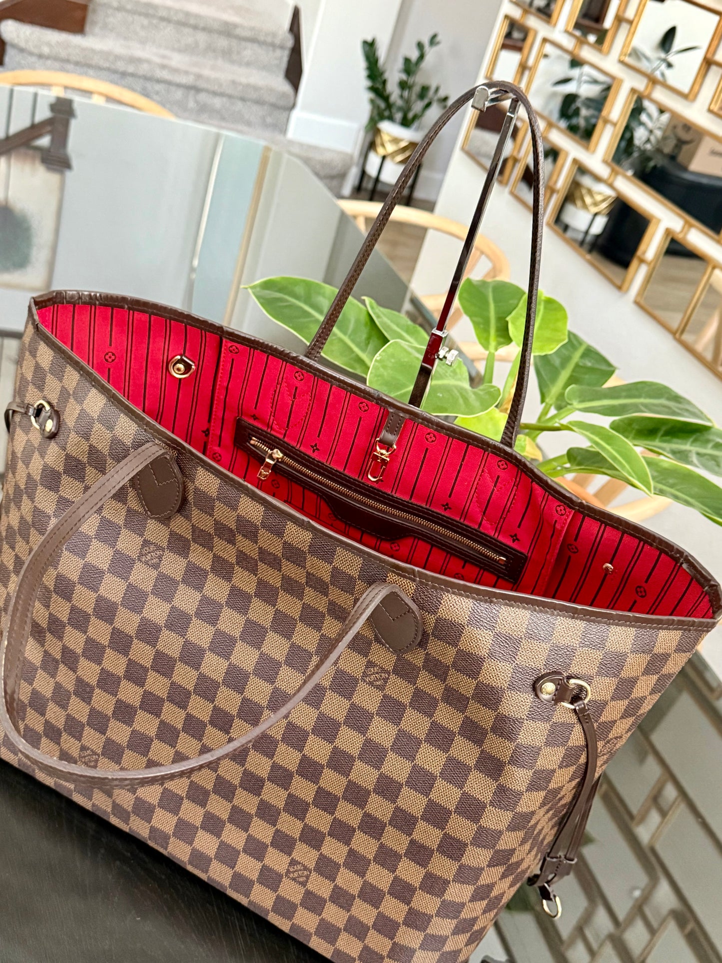 Neverfull GM in DE with Dustbag 🗓️ Year: 2009