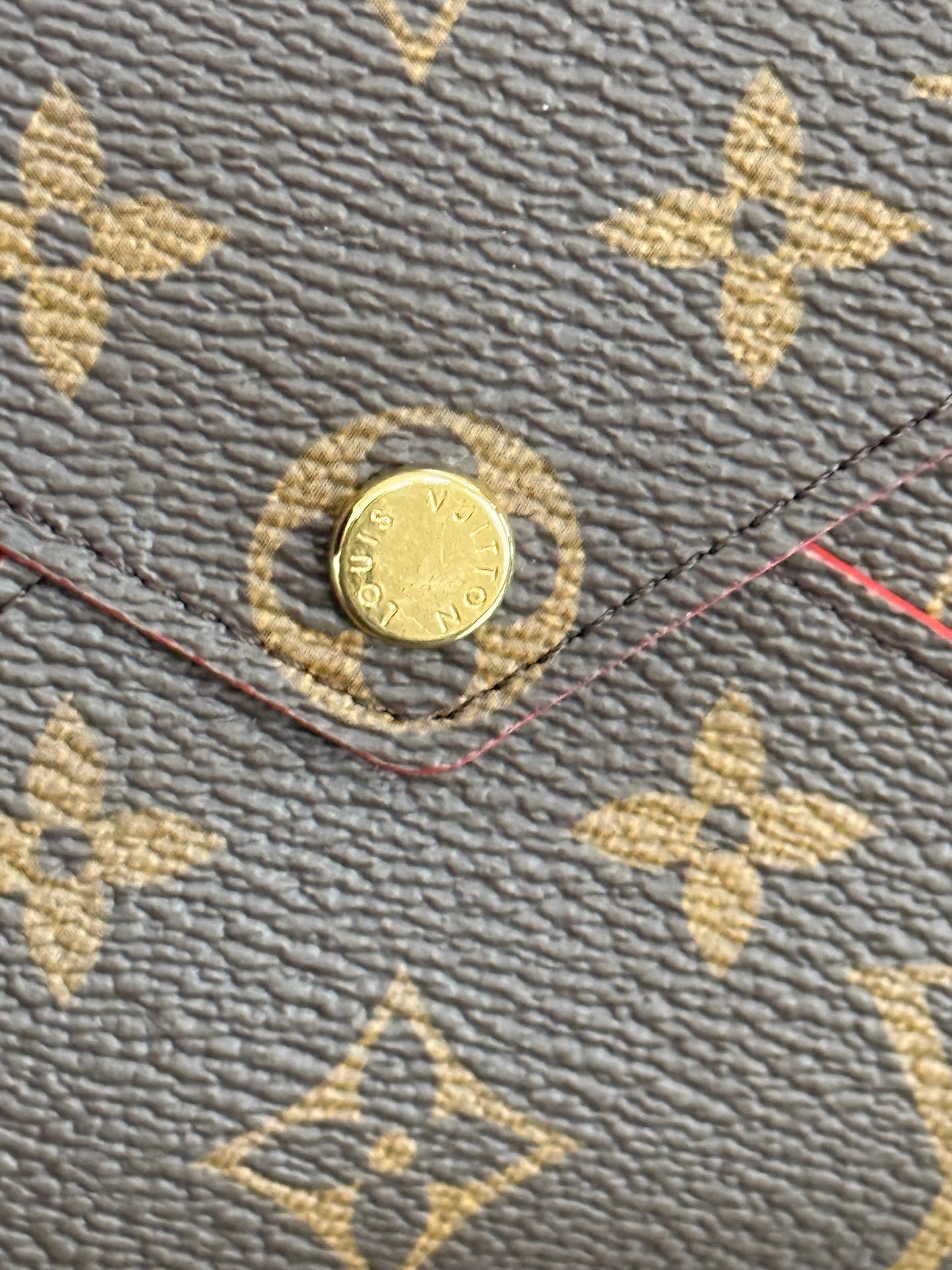 Kirigami Pouch Medium- Microchip