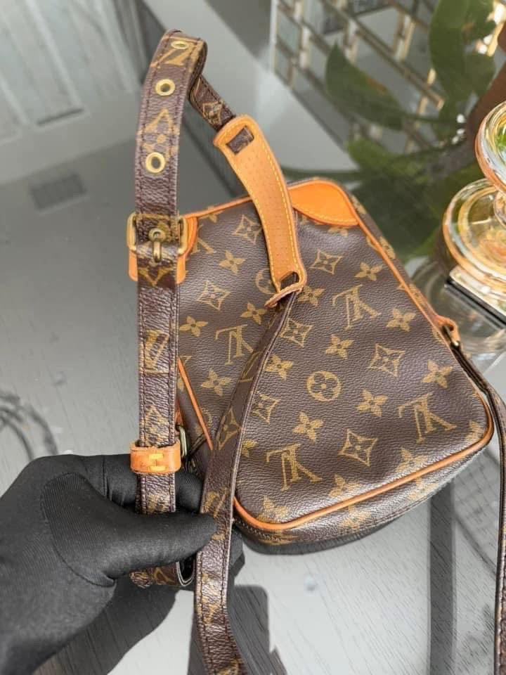 Danube PM Crossbody Bag -๐๏ธ Year: 1989