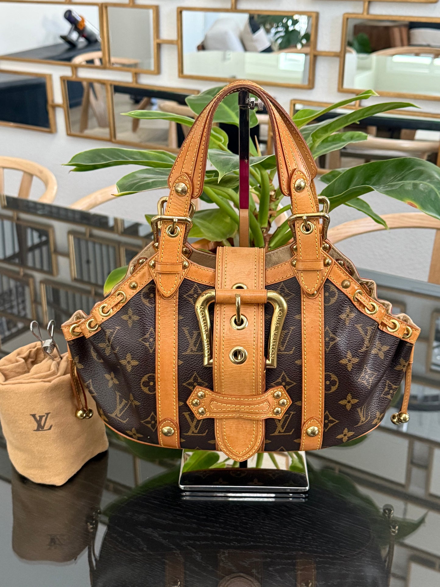 Theda GM in Monogram with Dustbag 🗓️ Year: 2004