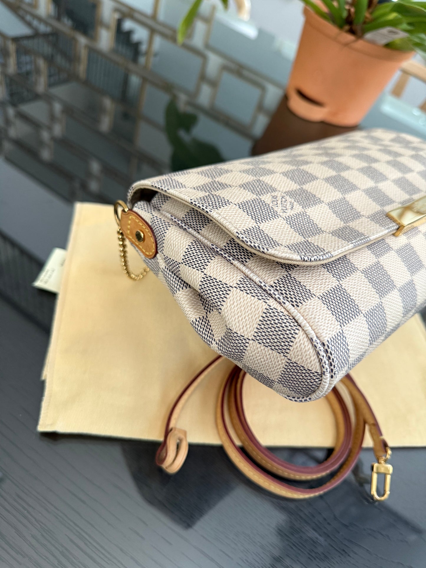 Favorite MM in Azur with Dustbag, Box and Paper bag ๐๏ธ Year: 2014