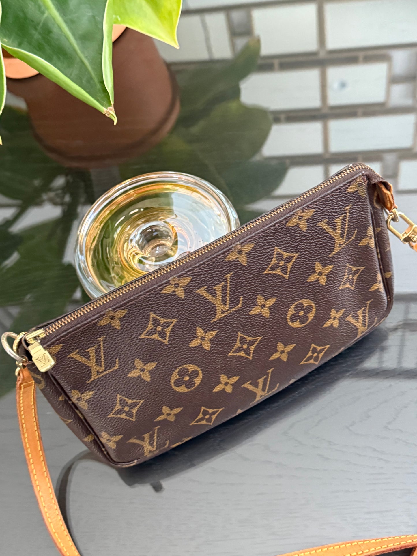 Pochette Accessories with Crossbody Strap - π
Year: 1999