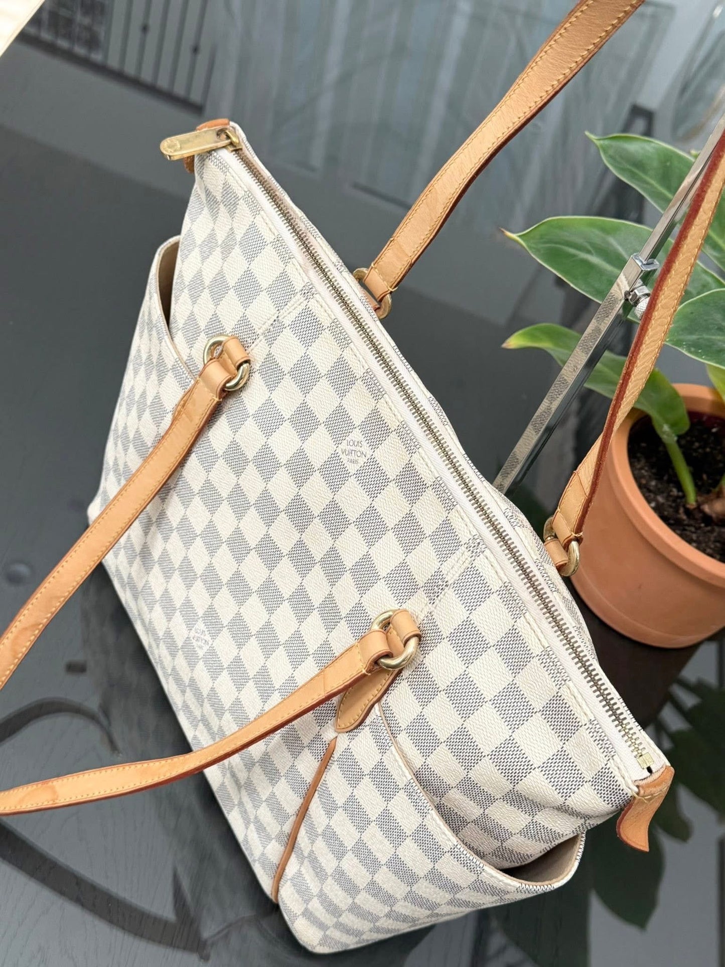 Totally MM in Azur with Dustbag and Insert Organizer -Year: 2009
