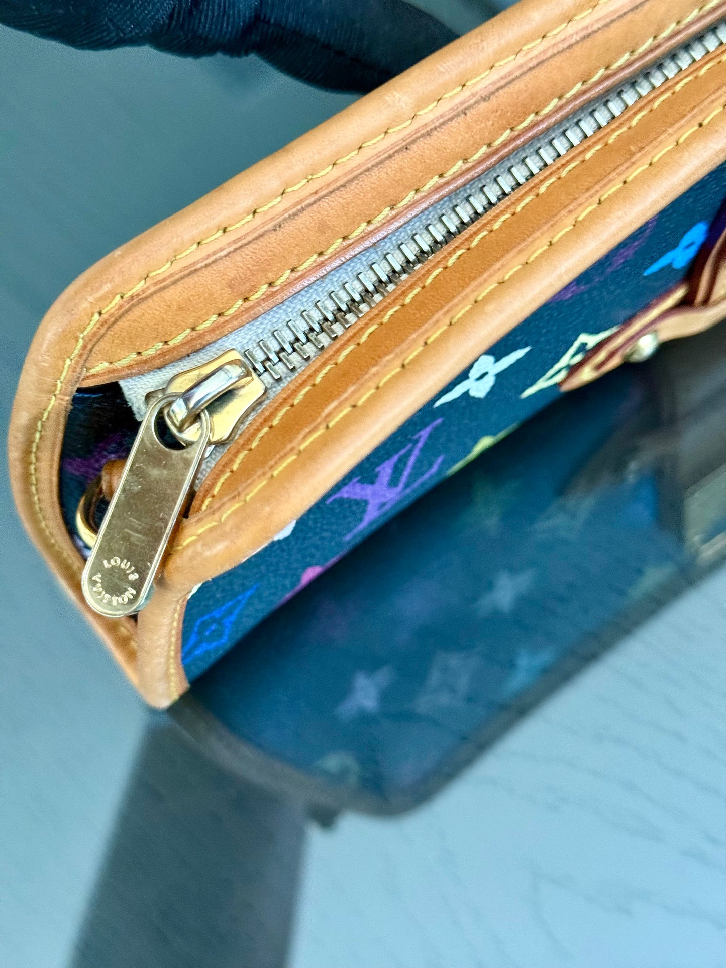 Multicolor Shirley Clutch/ Shoulder Bag with Dustbag, Box and Paper Bag π
Year: 2005