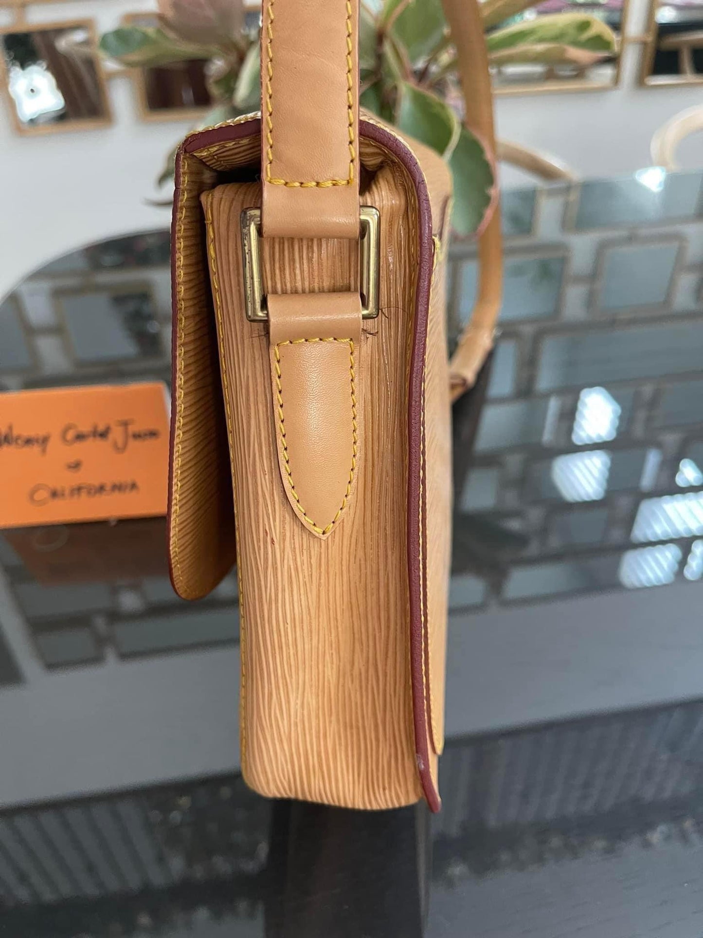 Epi St. Cloud GM in Winnipeg Sable - ๐
Year: 1988