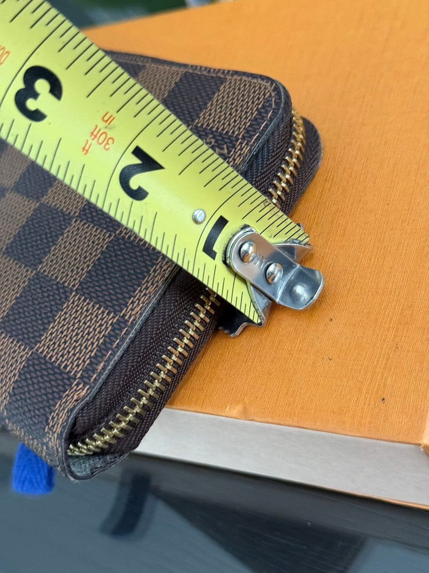 Zippy Long Wallet in DE with Box Year: 2013