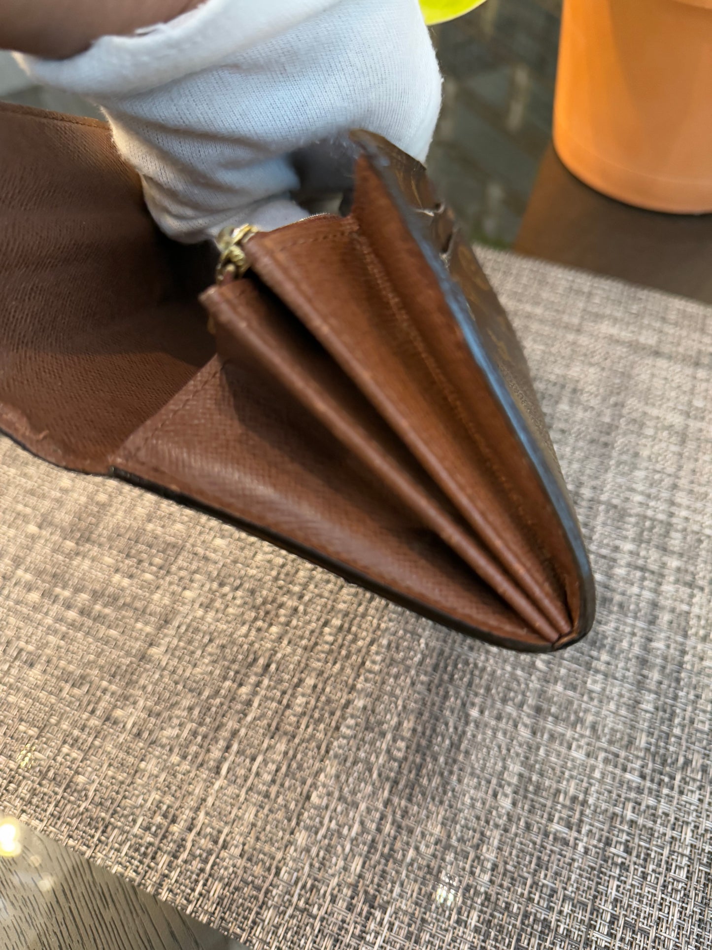 Sarah Wallet in Monogram with 10 Cardholders - ๐
Year: 2010
