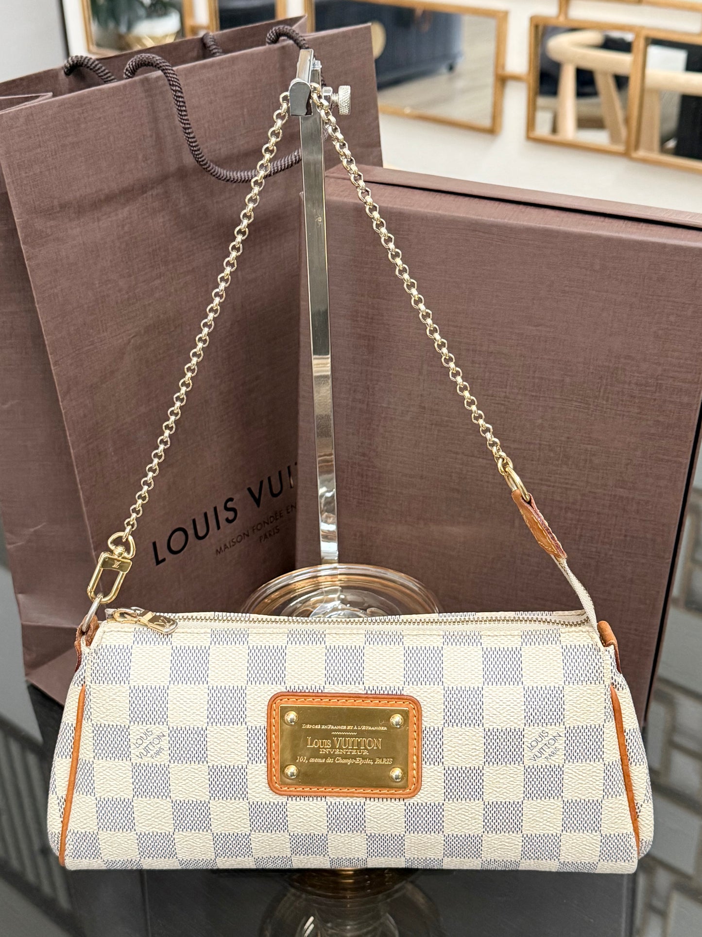 Eva Clutch in Azur with Dustbag , box and Paper bag 🗓️ Year: 2011