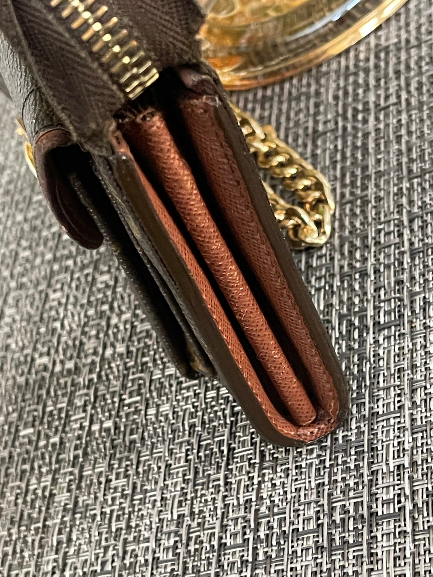 Monogram Astrid Wallet w/ generic wrist strap - ๐
Year: 2008