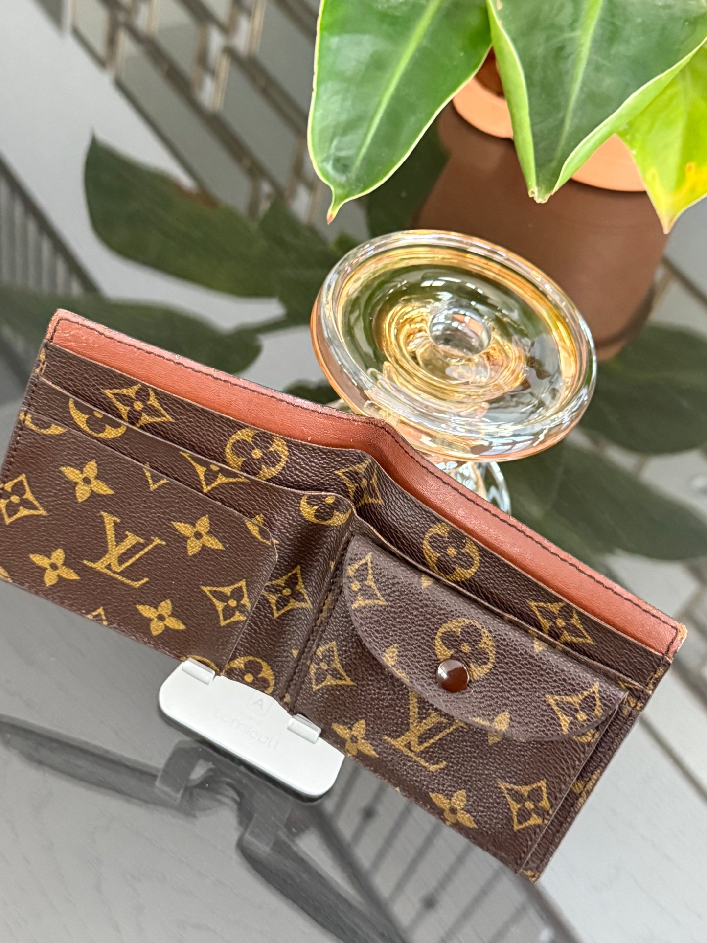 Vintage Monogram Mens Bifold Wallet ๐๏ธ Year: Pre Date