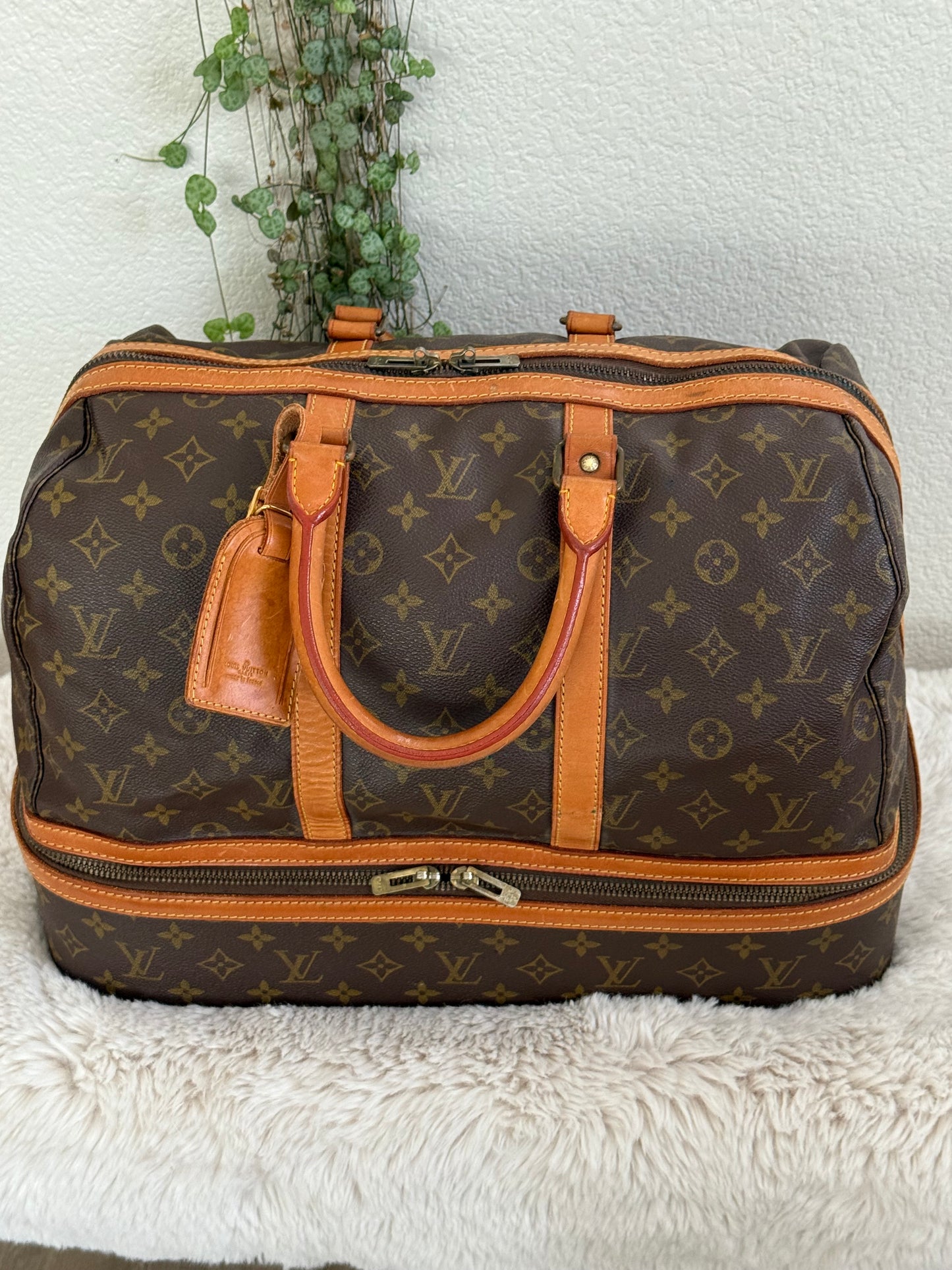 Sac Sport -๐๏ธ Year: Circa 80โs
