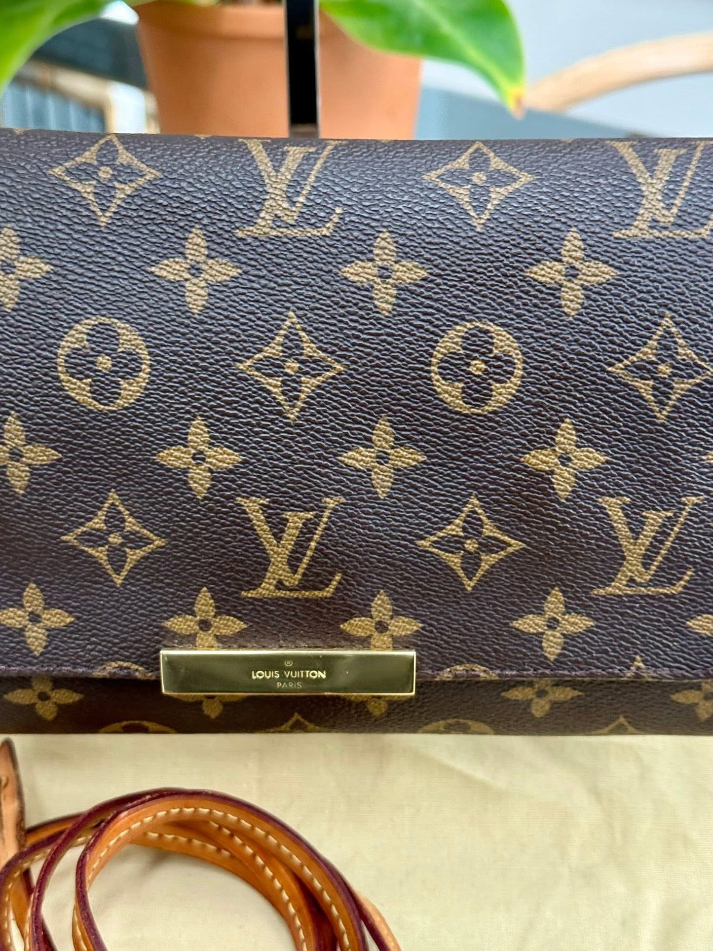 Favorite MM in Monogram with Dustbag, Box and Paper Bag -๐๏ธ Year: 2012