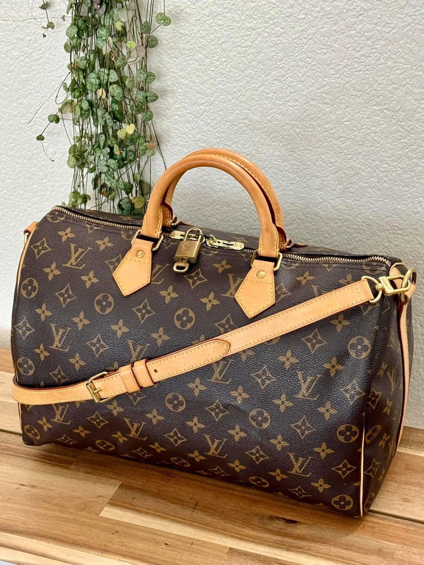 Speedy 35 Bandoulier with π Lock & Key and Dustbag -Year 2011