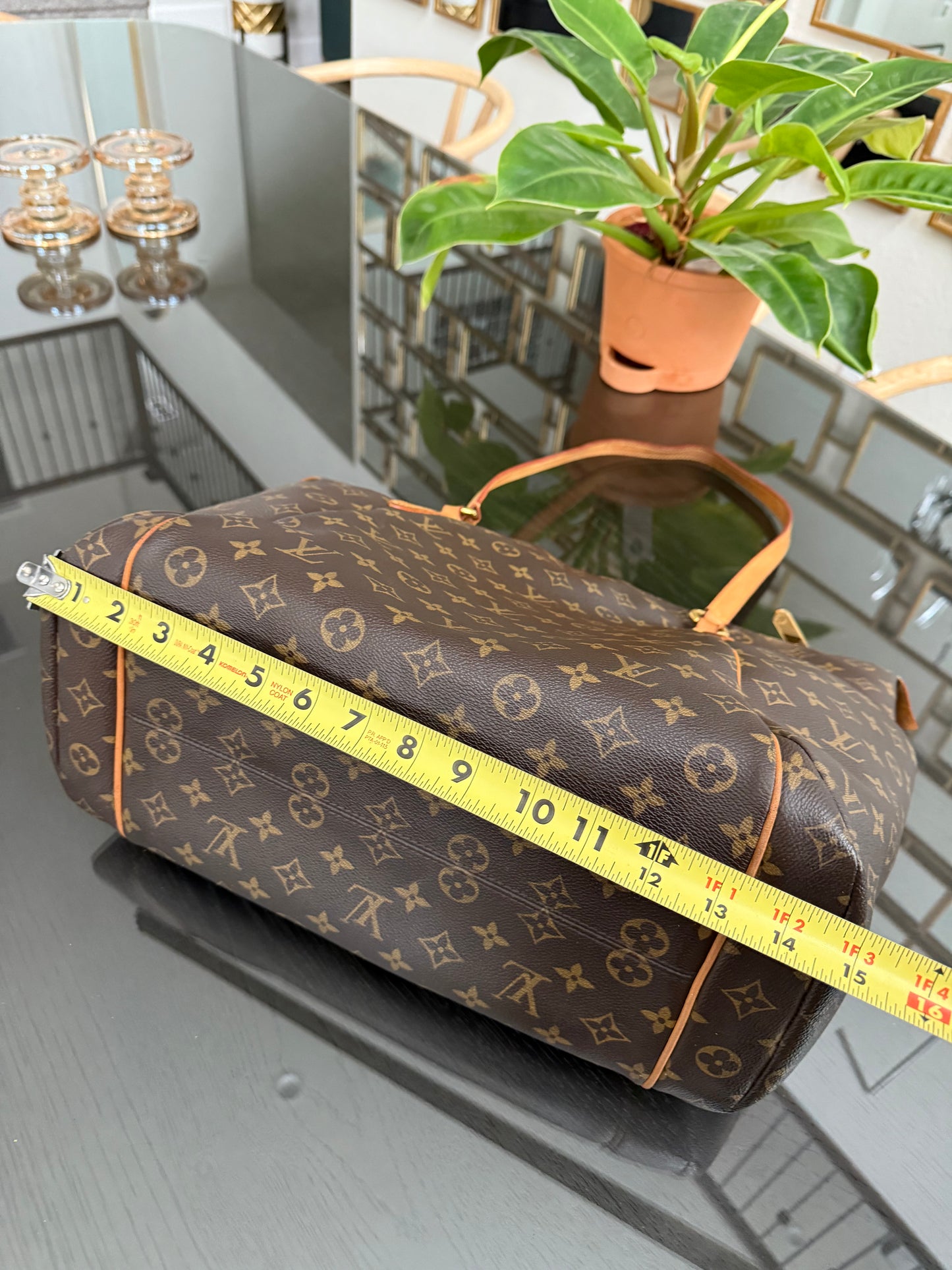 Totally GM with Dustbag and Insert Organizer ๐๏ธ Year: 2010