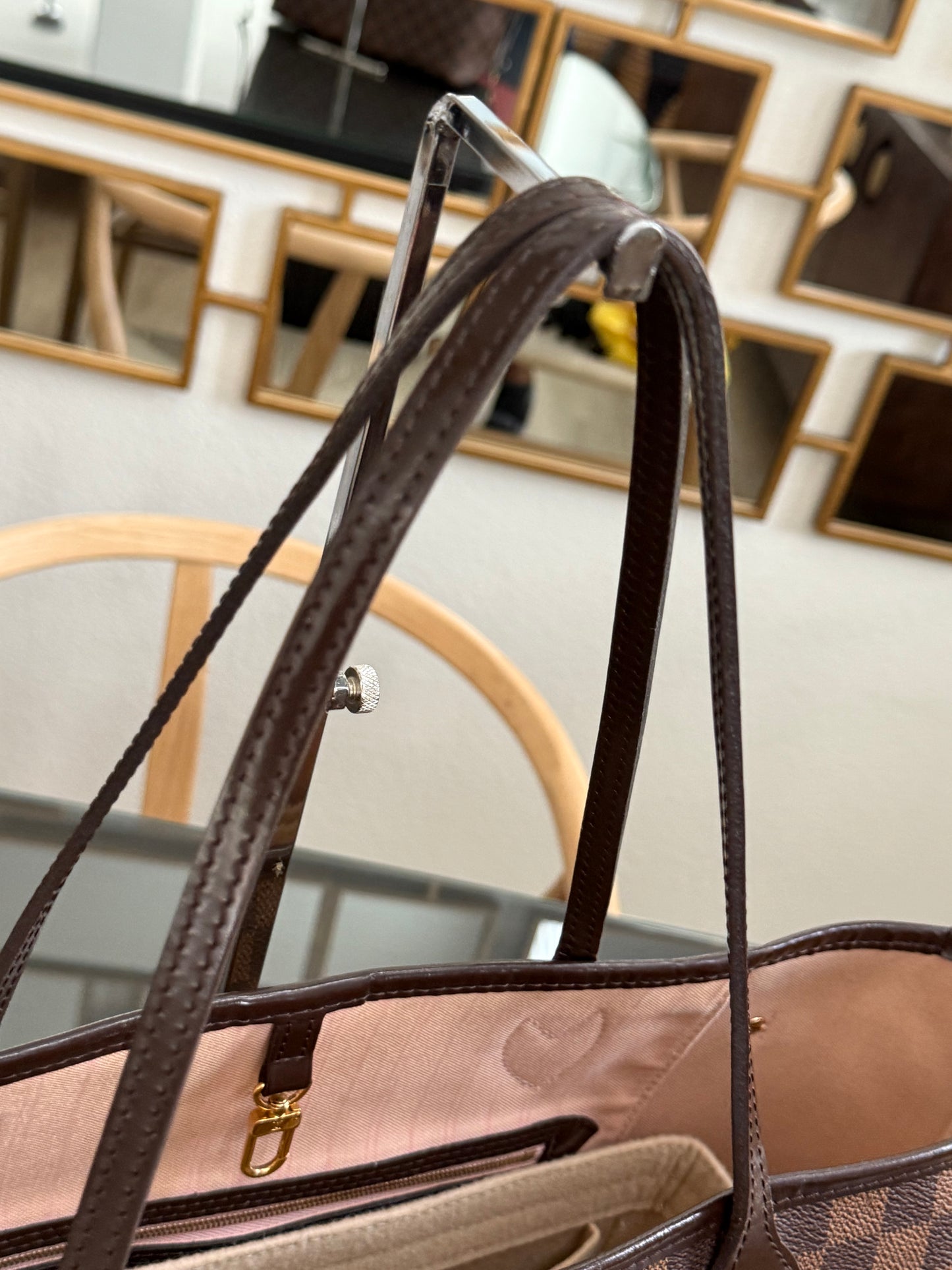 Neverfull MM in Rose Ballerine DE with Dustbag 🗓️ Year: 2016