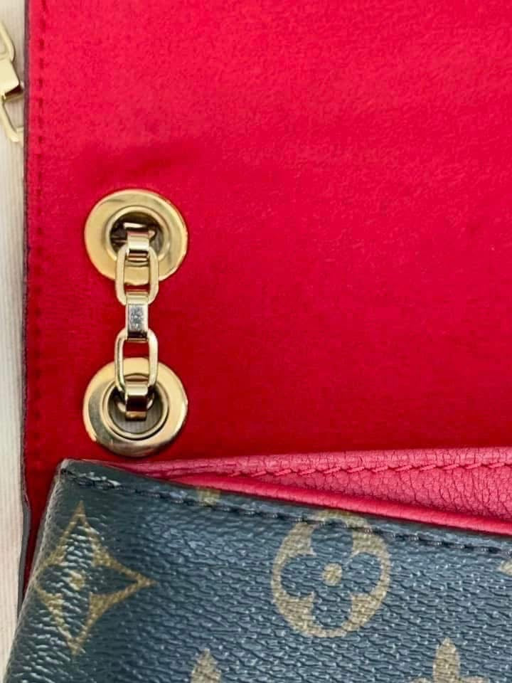 Pallas Chain in Cherry with Dustbag -๐๏ธ Year: 2015