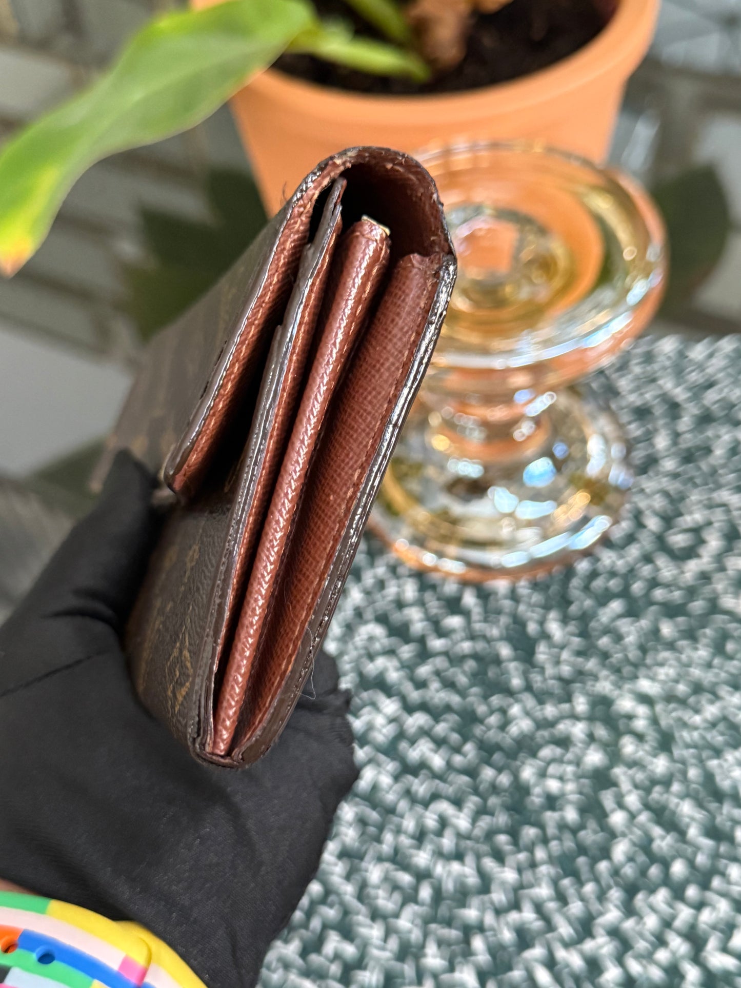 Sarah Wallet in Monogram with 10 Cardholders 🗓️ Year: 2012