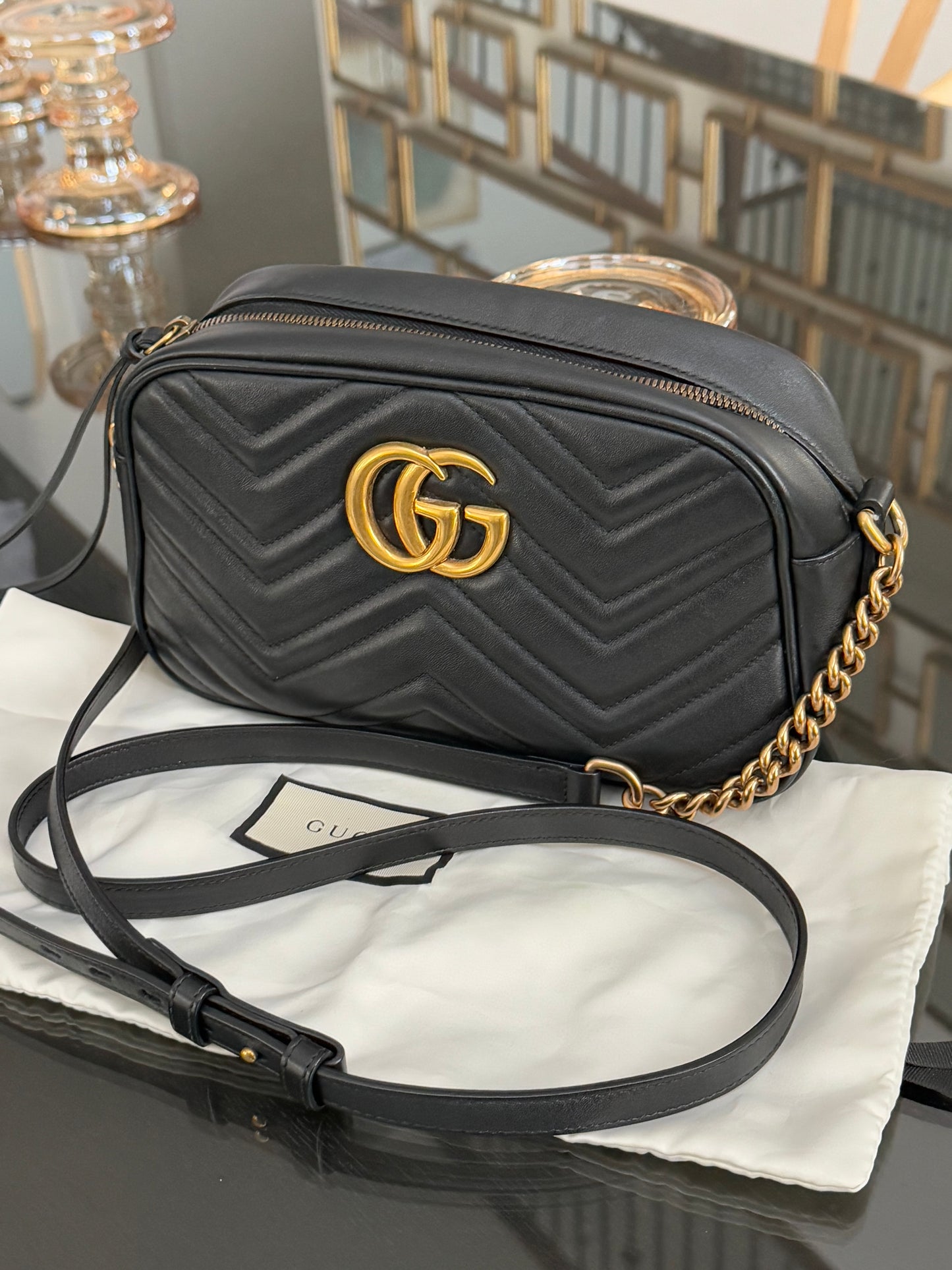 GUCCI Marmont Chain Small Shoulder/ Crossbody Bag