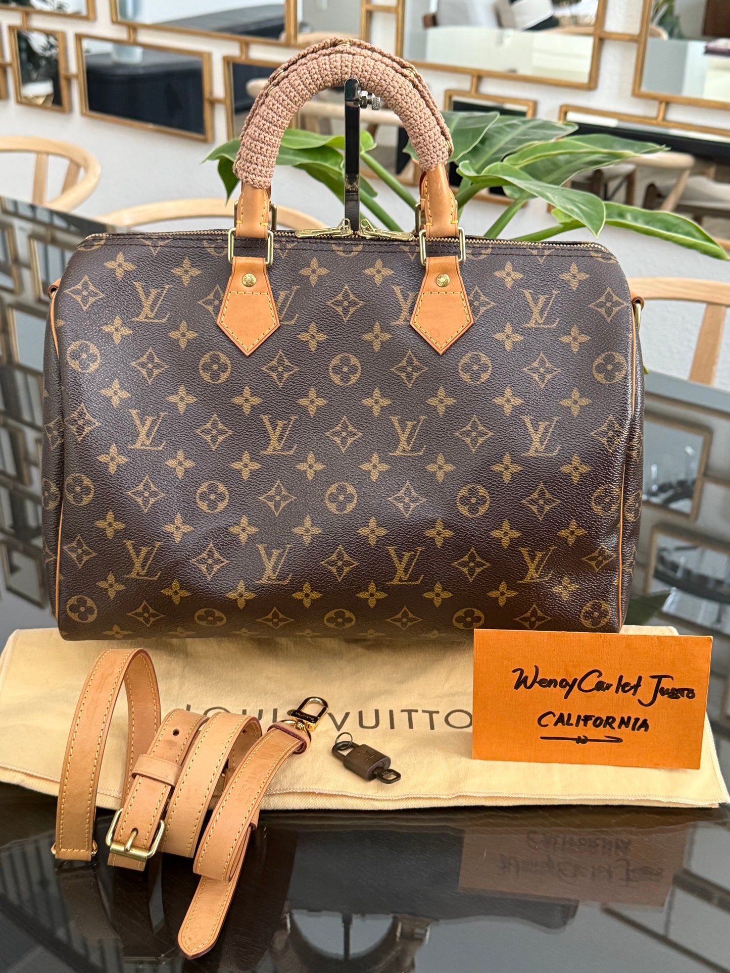 Speedy 35 Bandoulier with lock ๐key, Dustbag and handle cover - ๐
Year: 2011