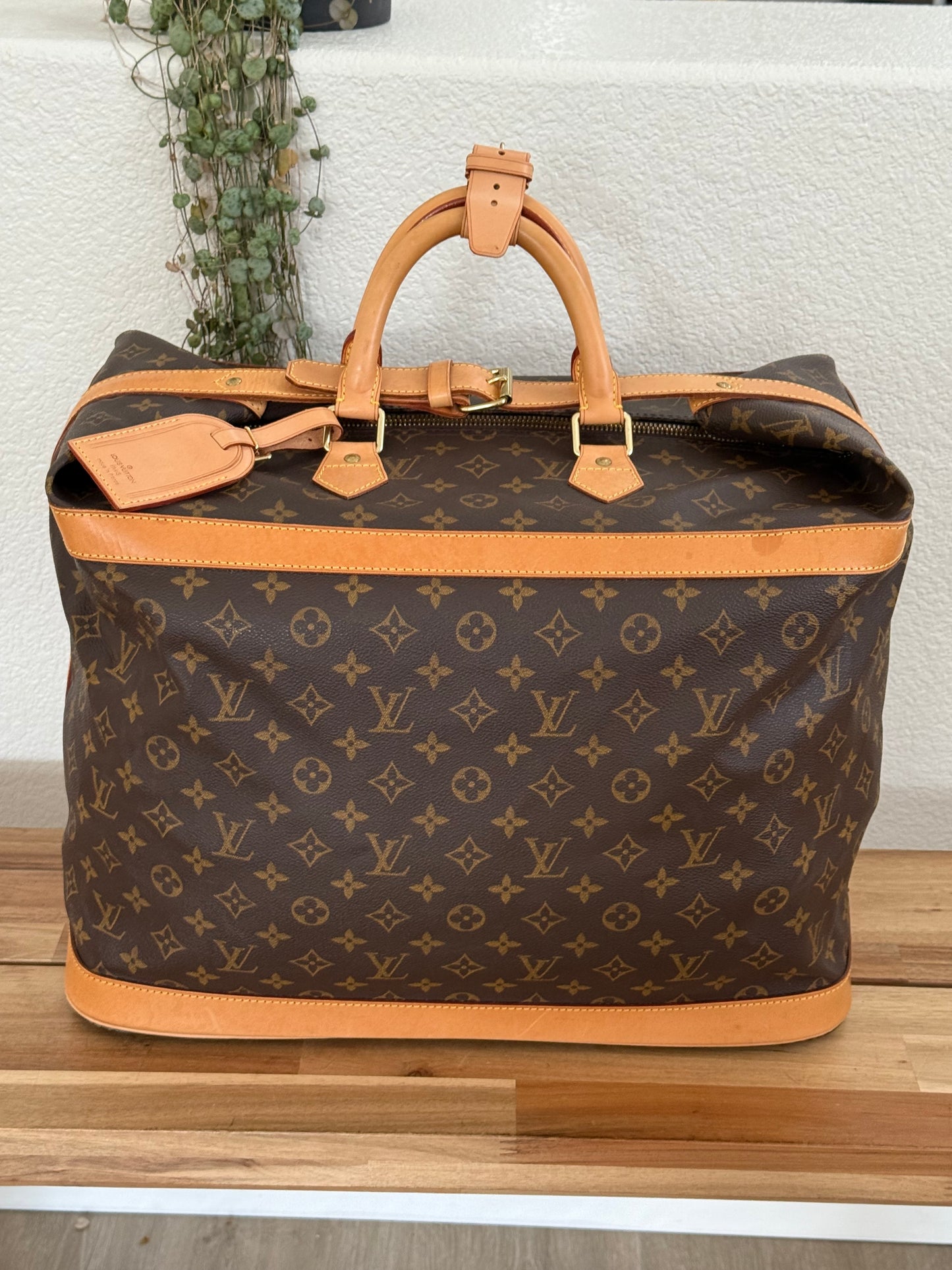 Cruiser 45 with Luggage tag and poignet ποΈ Year: 1999