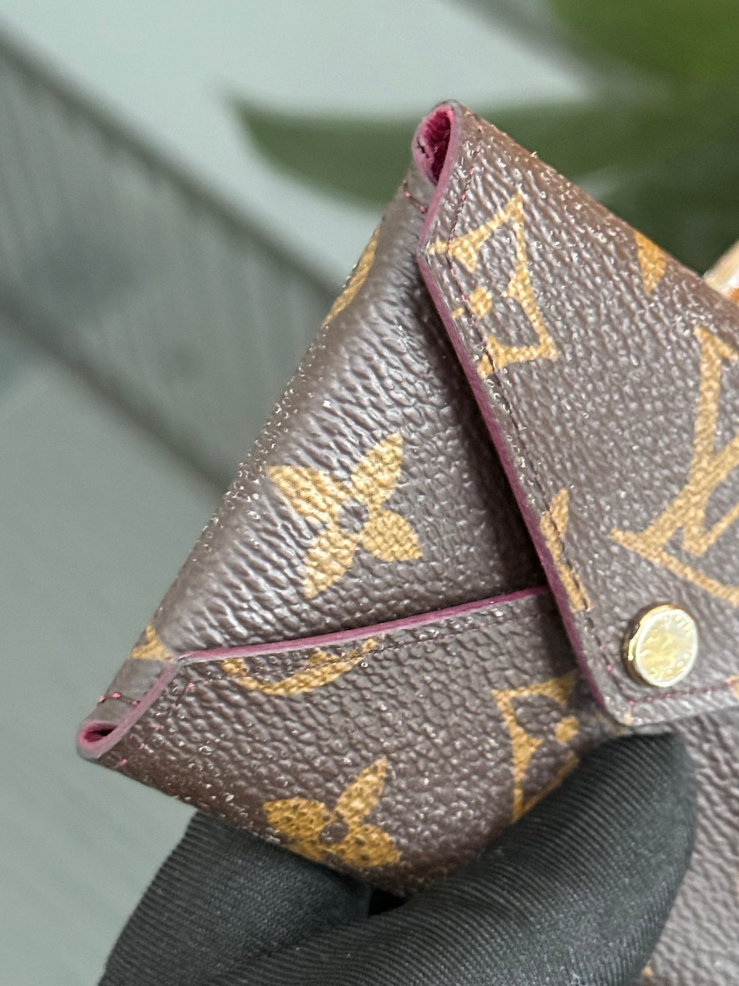 Kirigami Small Pouch - Microchip