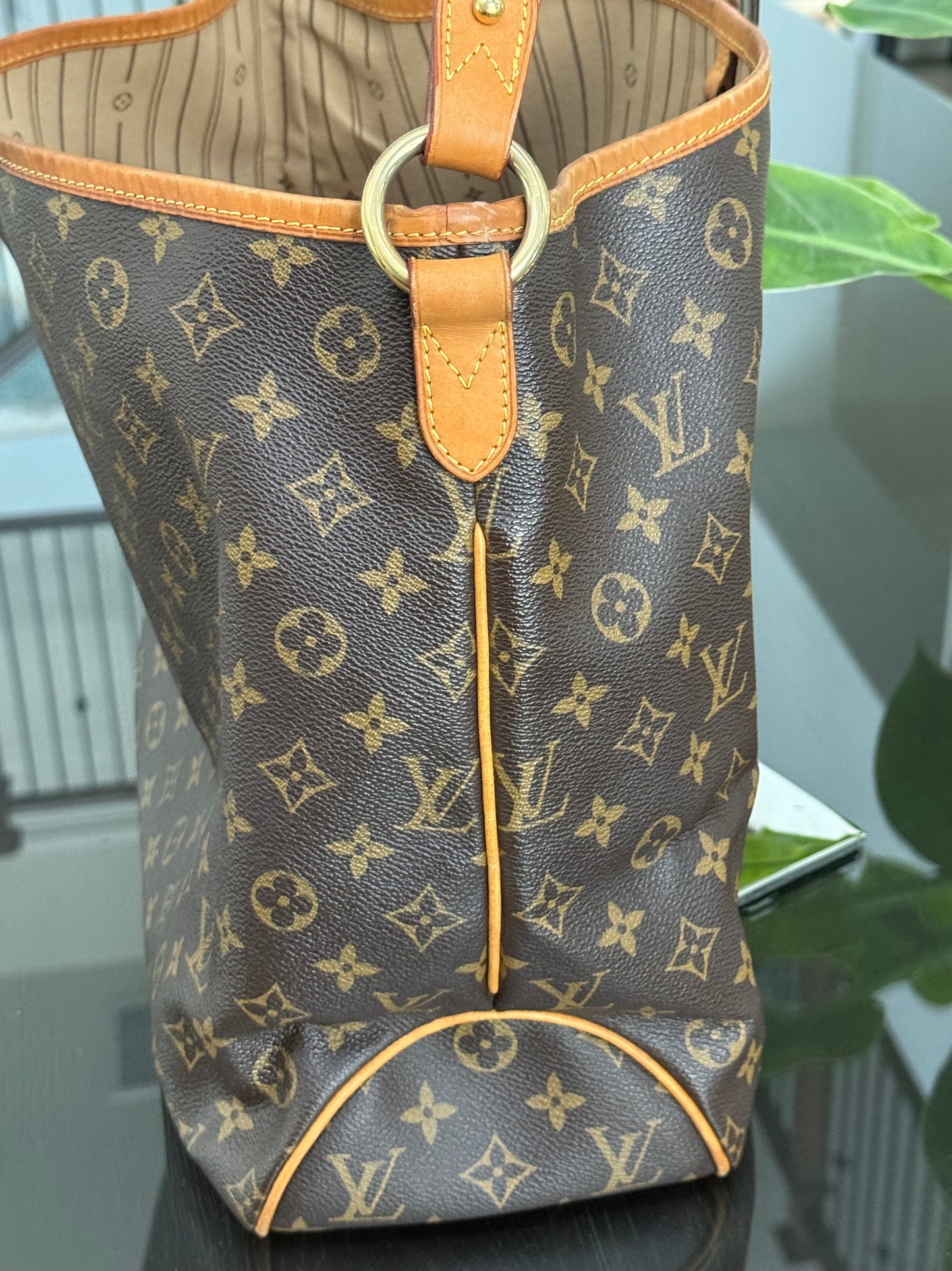 Delightful MM with Dustbag and Insert organizer π
Year: 2011