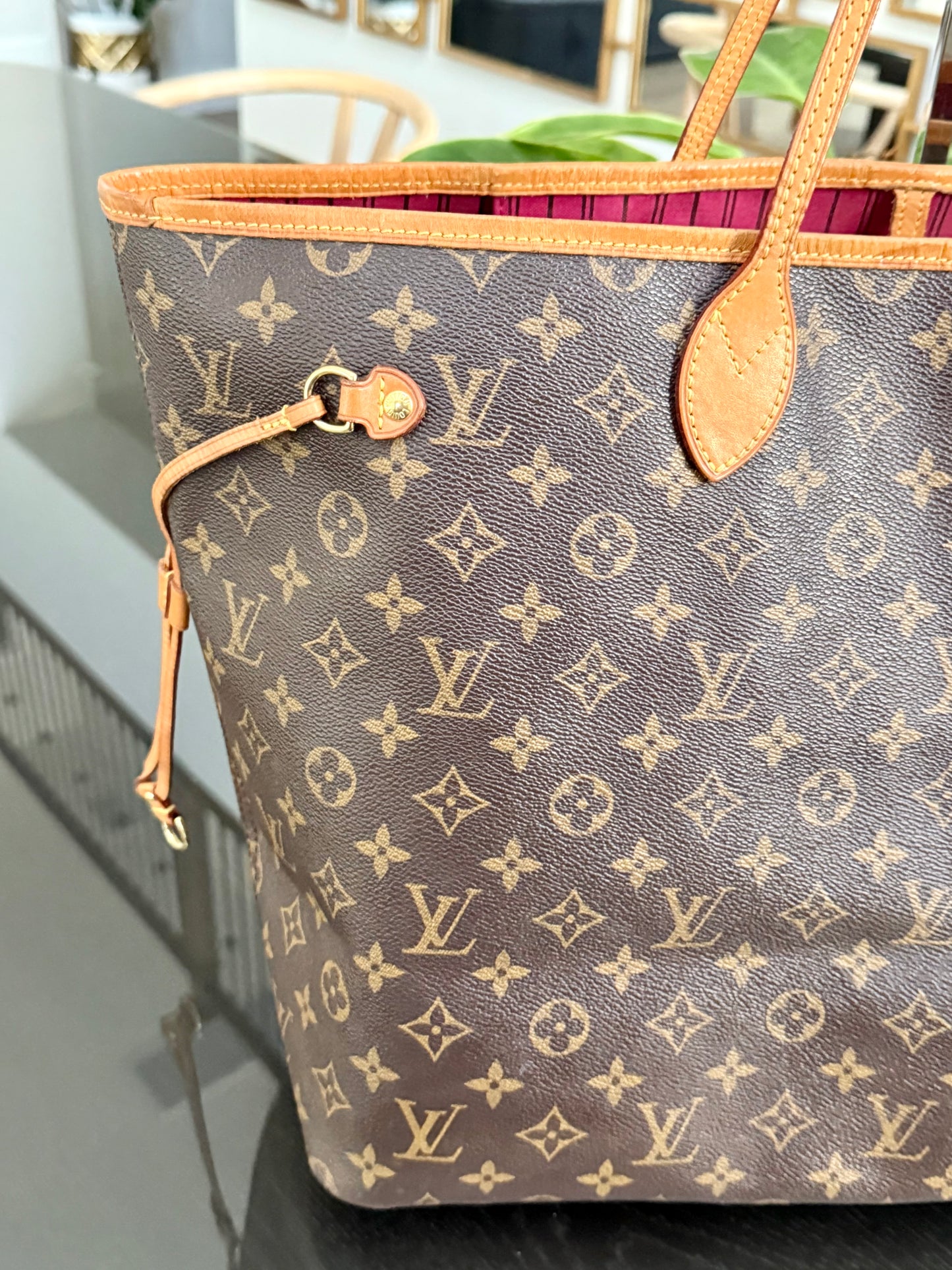 Neverfull GM in Peony with Dustbag 🗓️ Year: 2016