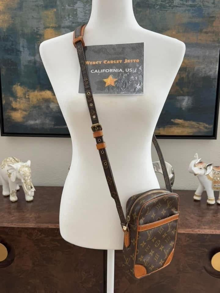 Danube PM Crossbody Bag -๐๏ธ Year: 1989