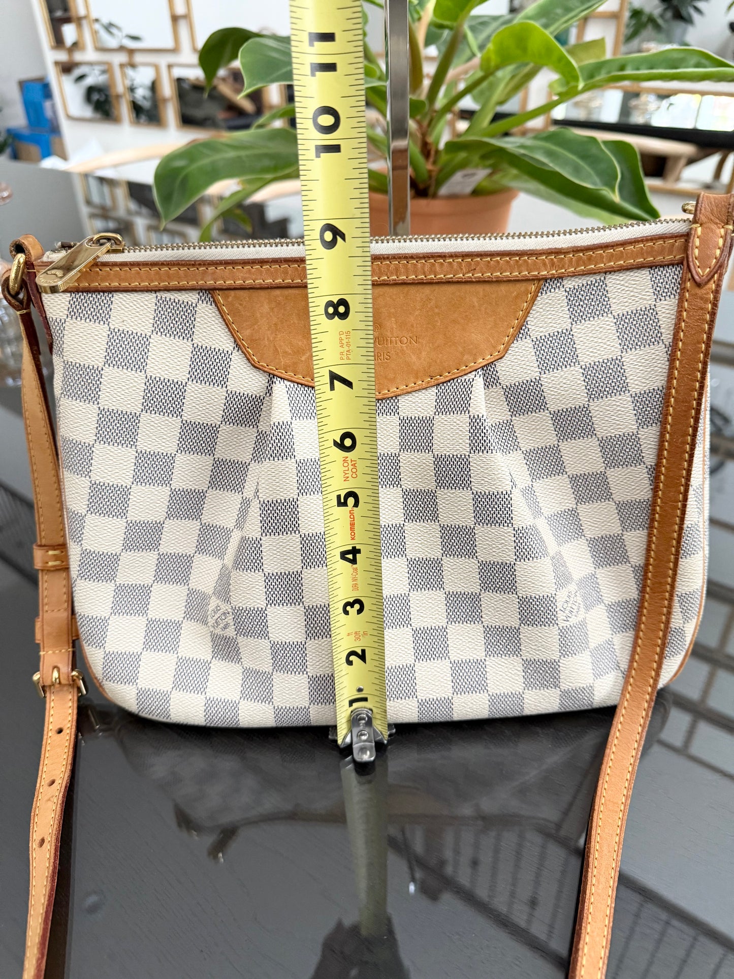 Siracusa PM Crossbody - ๐
Year: 2011