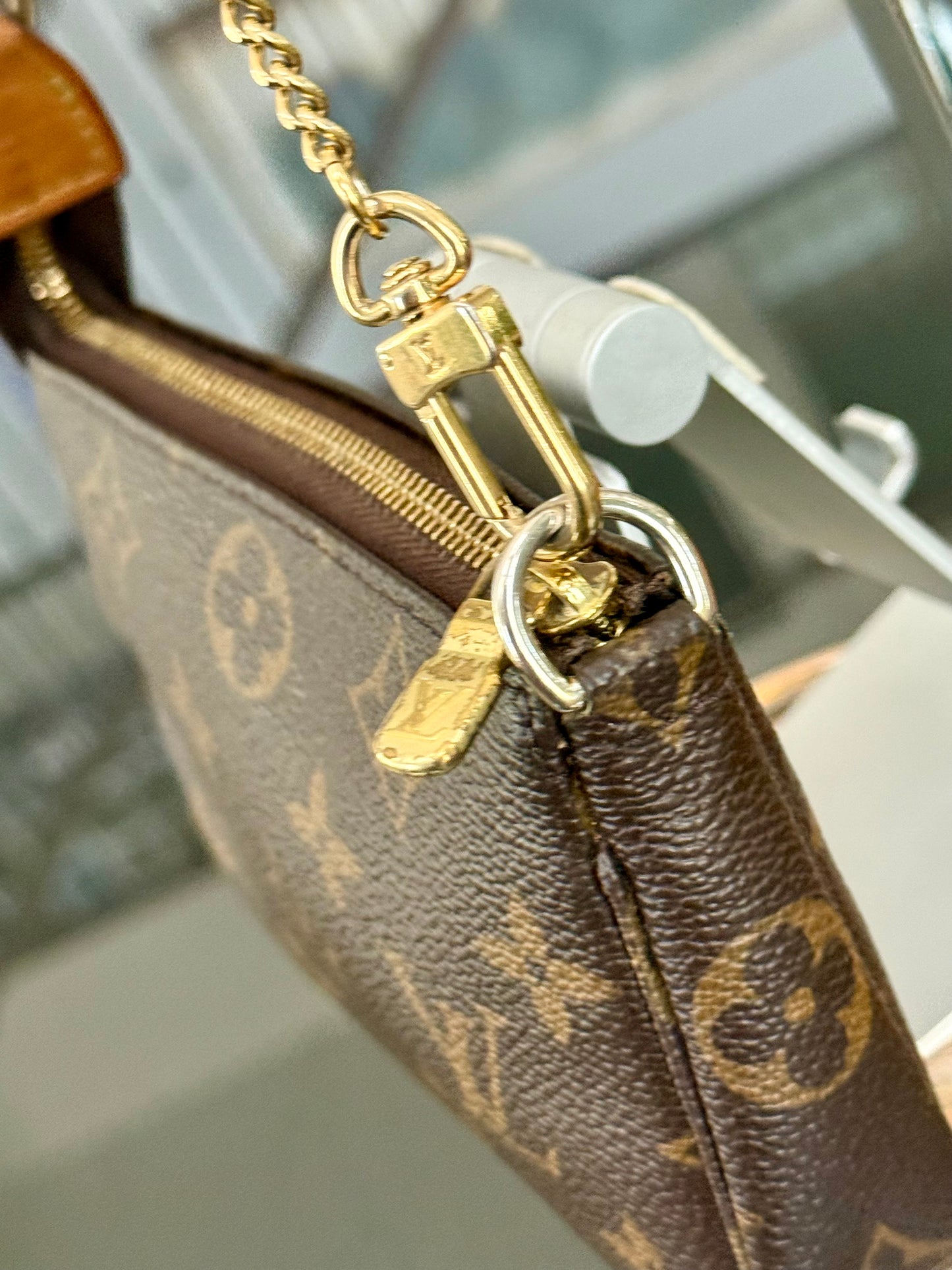 Mini Pochette Accessories with Dustbag and Paper bag -๐๏ธ Year: 2000