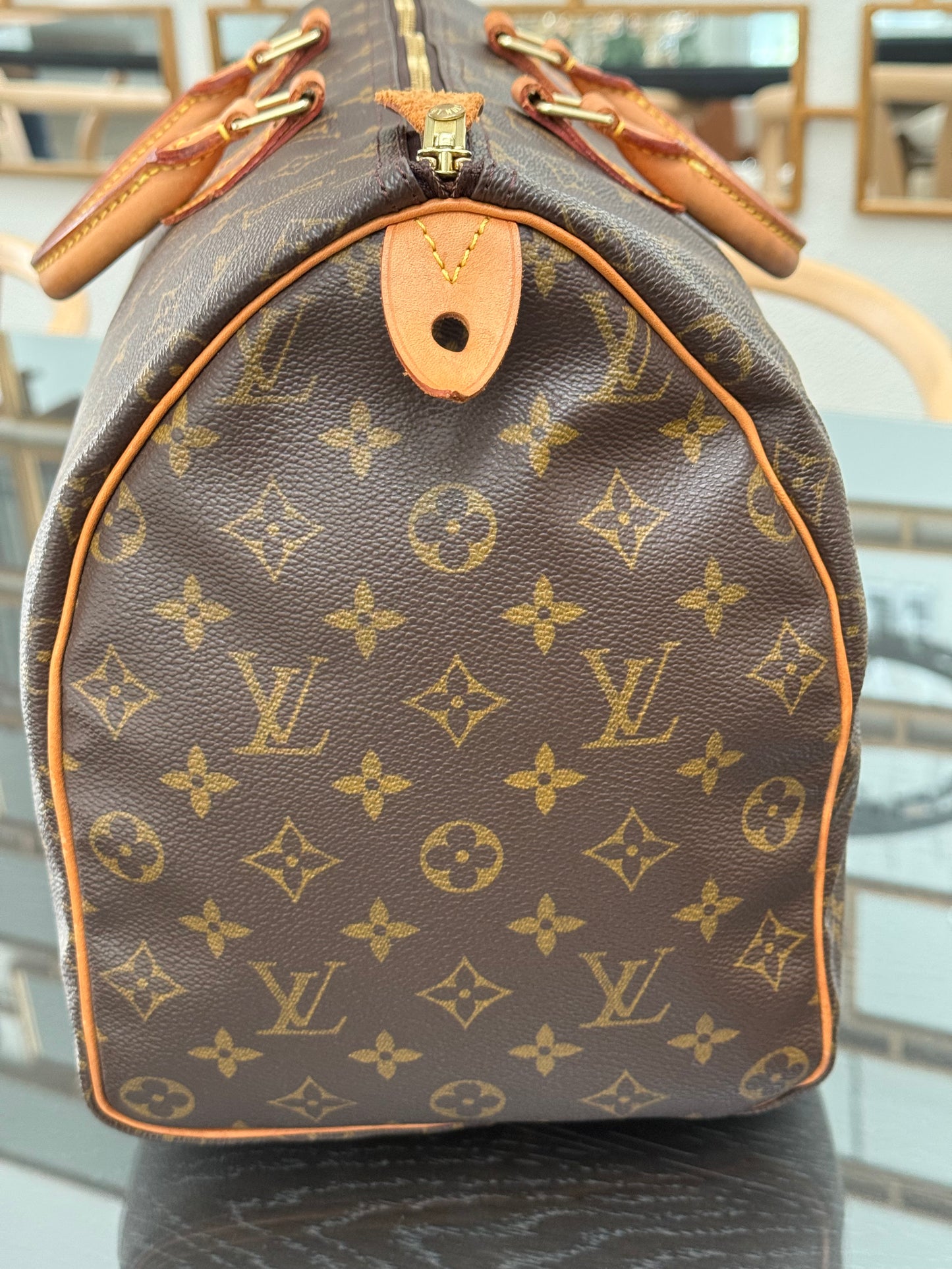 Speedy 40 with Dustbag- π
Year: 2000