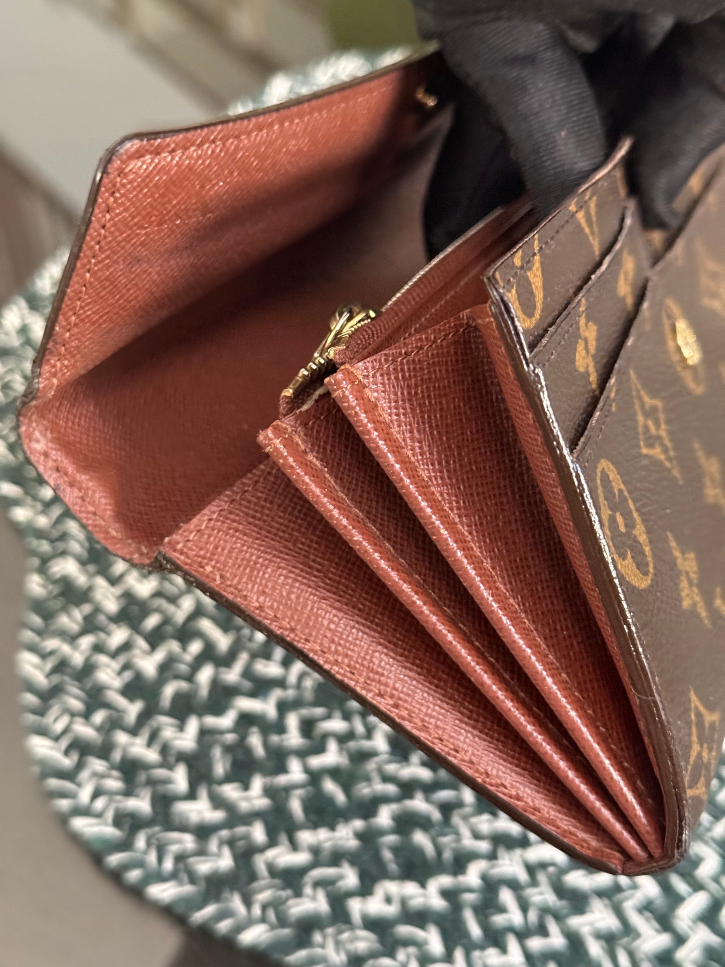 Sarah Wallet in Monogram with 10 Cardholders 🗓️ Year: 2012