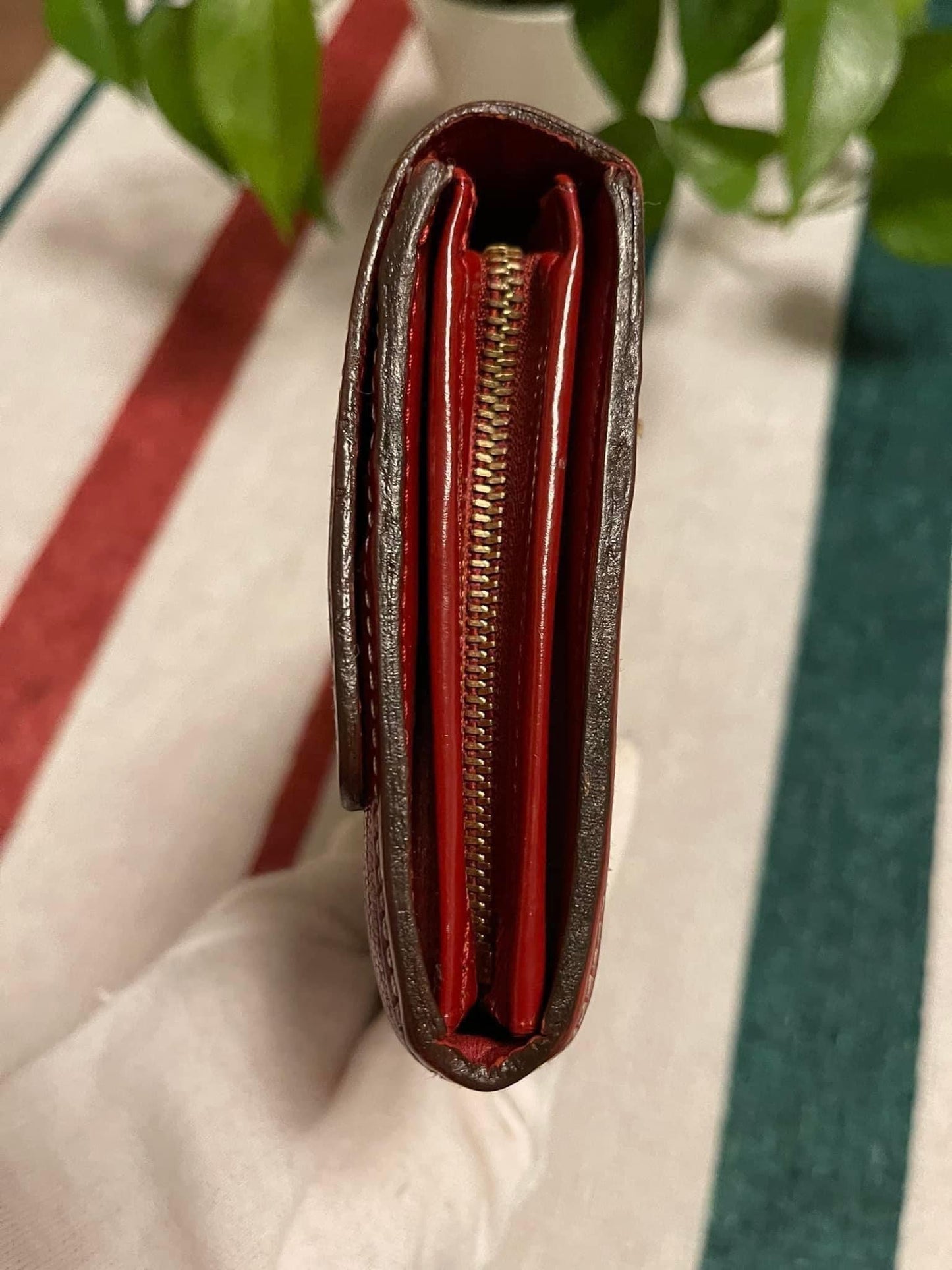 Red Suhali Leather Le Favori Wallet -YEAR 2009
