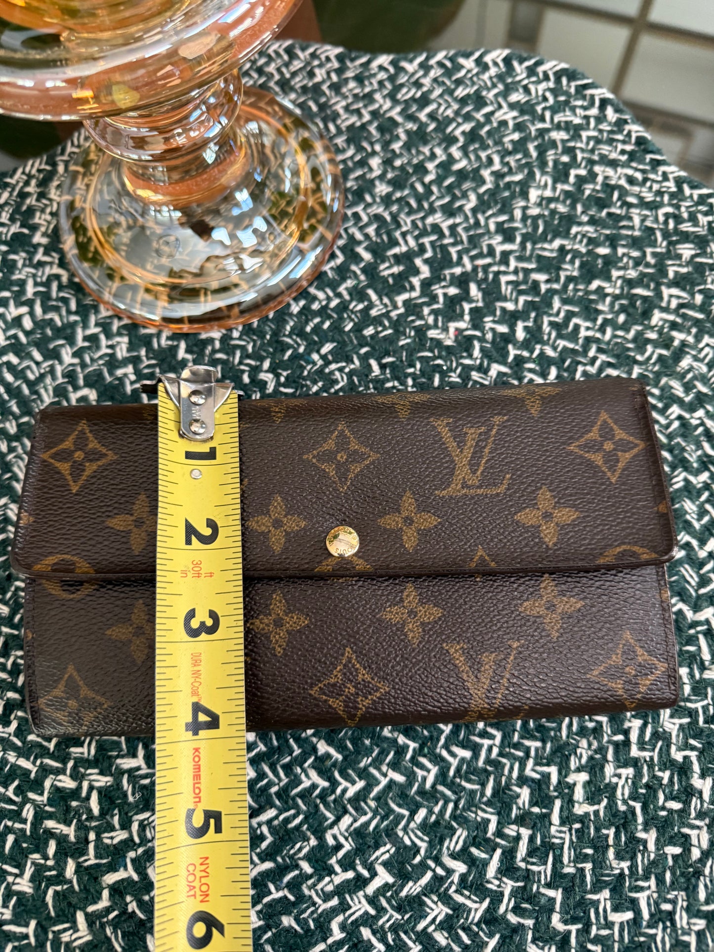 Sarah Wallet in Monogram with 10 Cardholders 🗓️ Year: 2012