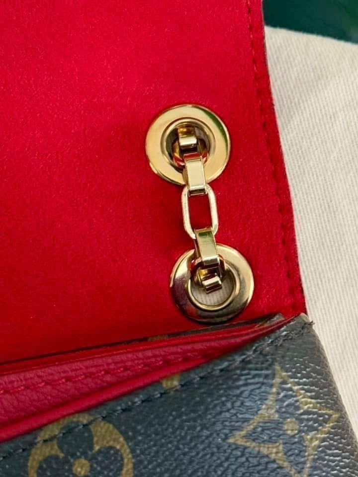 Pallas Chain in Cherry with Dustbag -๐๏ธ Year: 2015