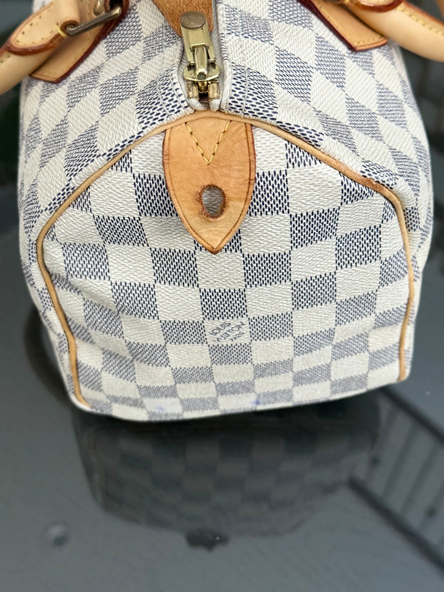 Speedy 25 Azur with, Dustbag, Insert organizer and twilly
๐๏ธ Year: 2008