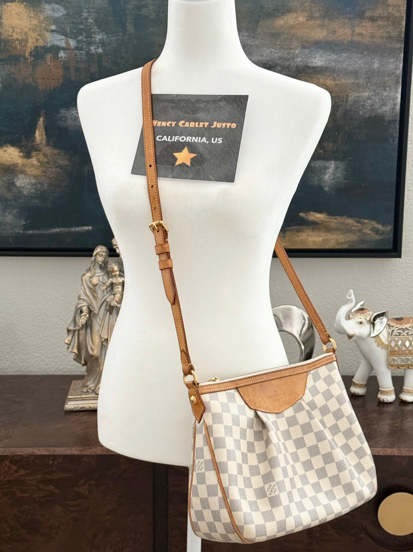 Siracusa PM Crossbody - ๐
Year: 2011