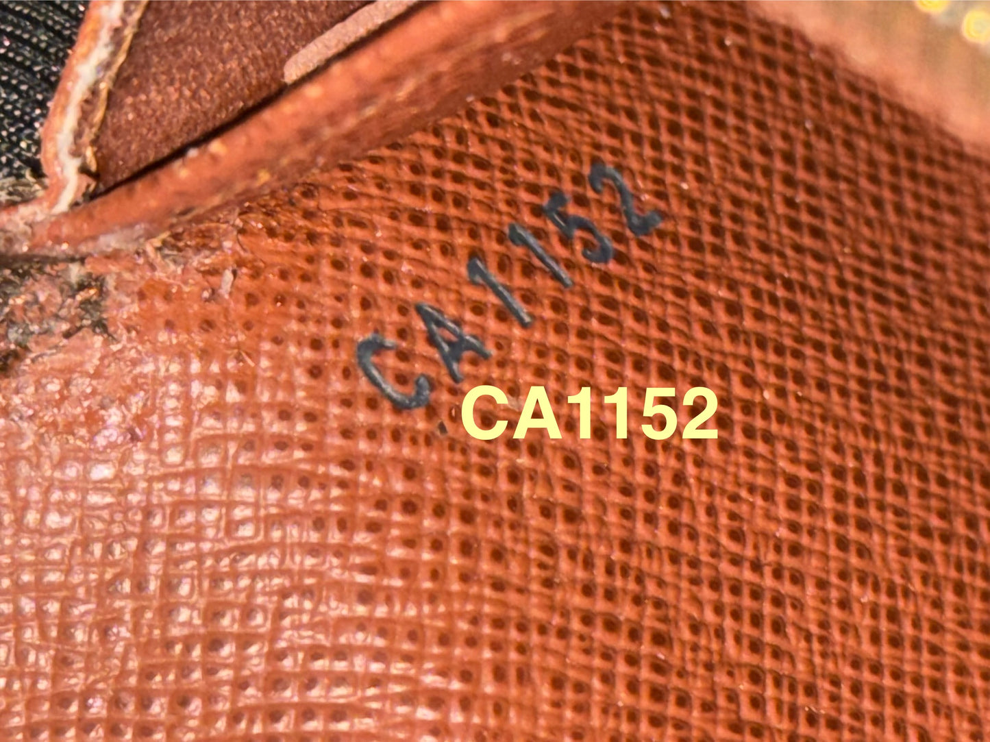 Sarah Wallet in Monogram with 10 Cardholders 🗓️ Year: 2012