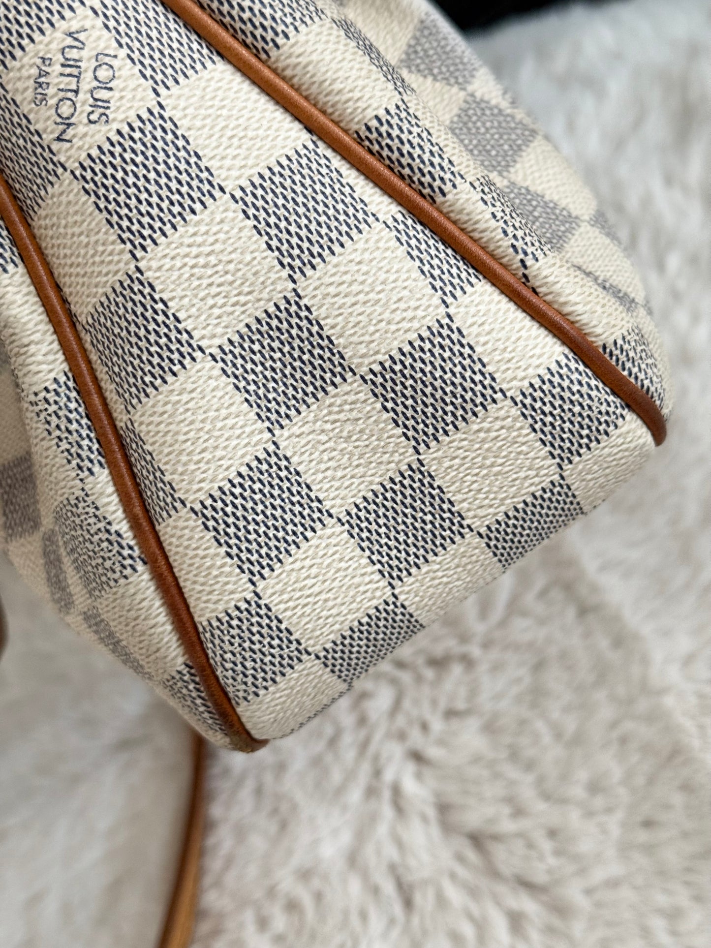 Siracusa PM Crossbody - Year 2012
