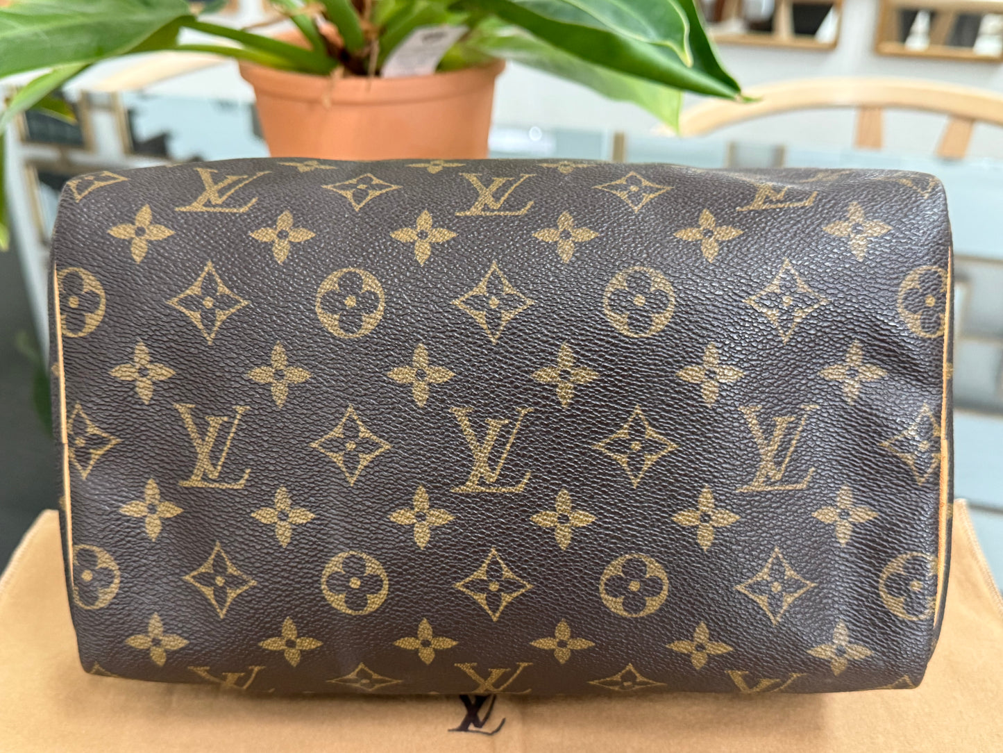 Speedy 25 with π Lock & Key and Dustbag π
Year: 2003