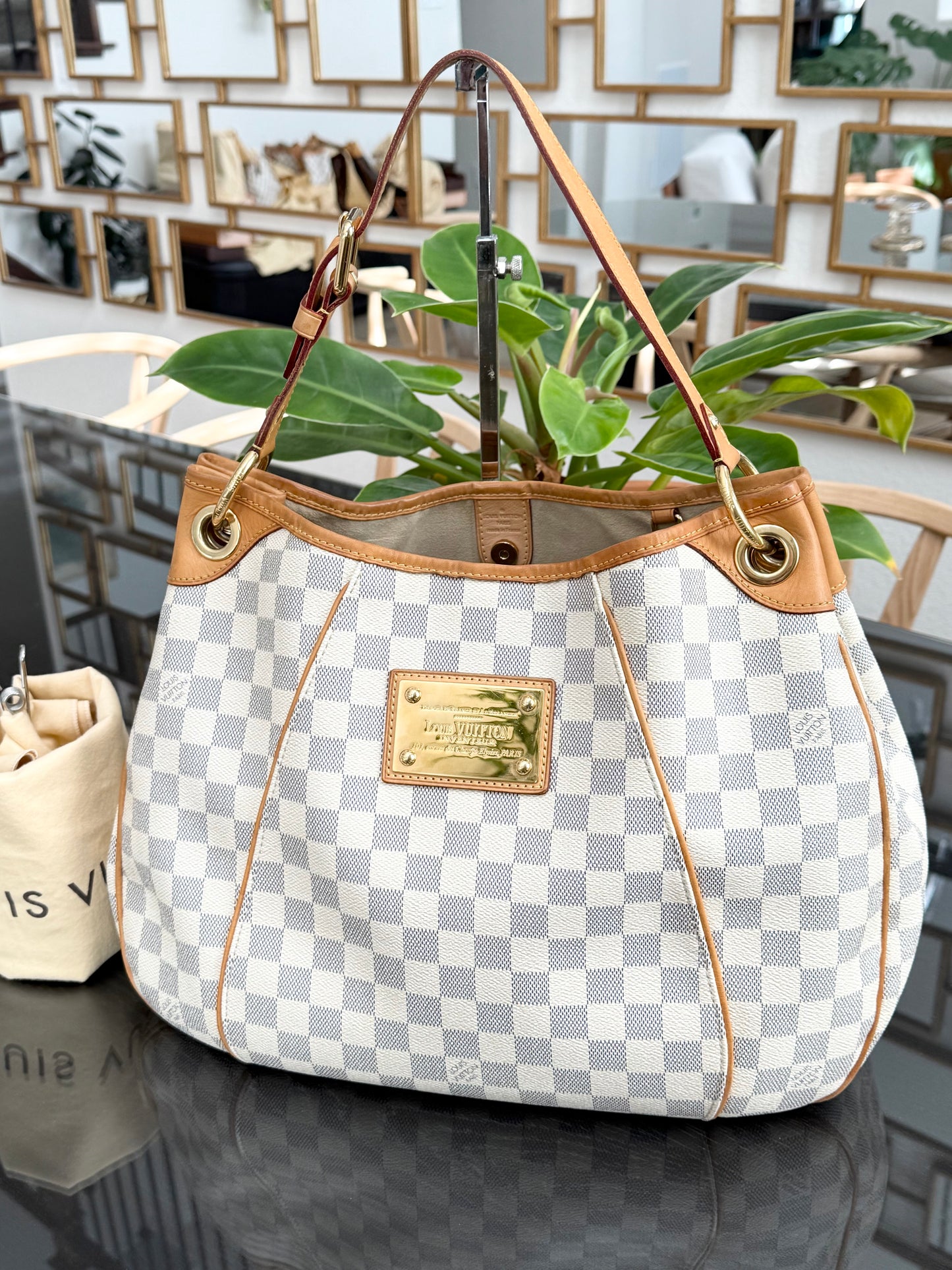 Galleria PM Azur with Dustbag and Insert Organizer -
🗓️ Year: 2010