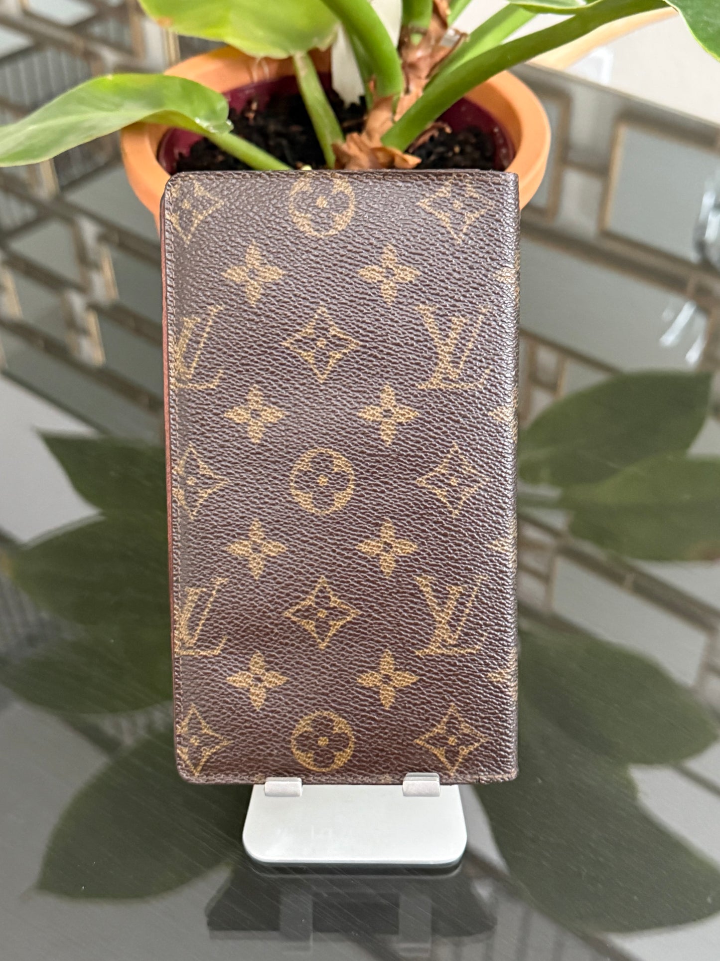Monogram Checkbook Wallet with 6 Cardholders 🗓️ Year: 1987