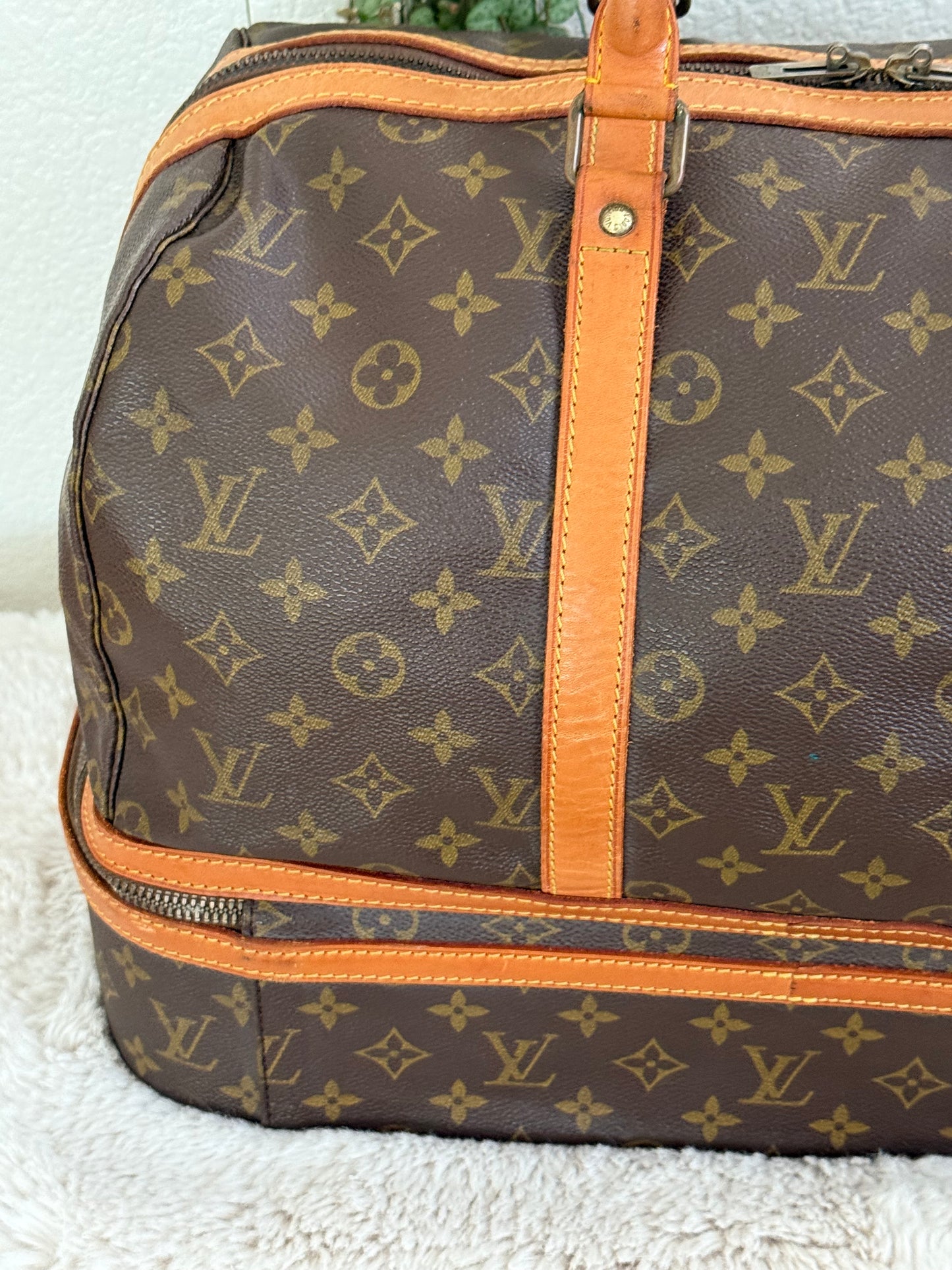Sac Sport -๐๏ธ Year: Circa 80โs