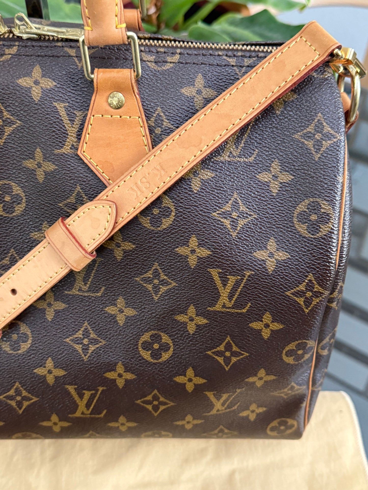 Speedy 35 Bandoulier with lock ๐key, Dustbag and handle cover - ๐
Year: 2011
