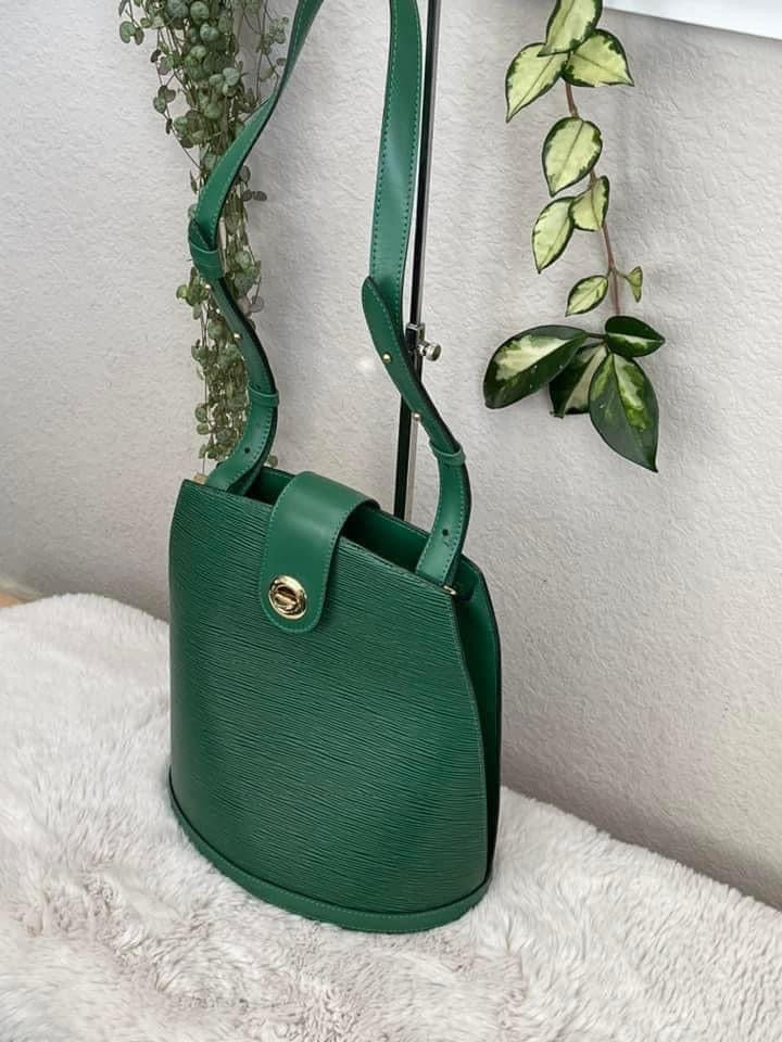 Epi Cluny in Green -Year: 1993