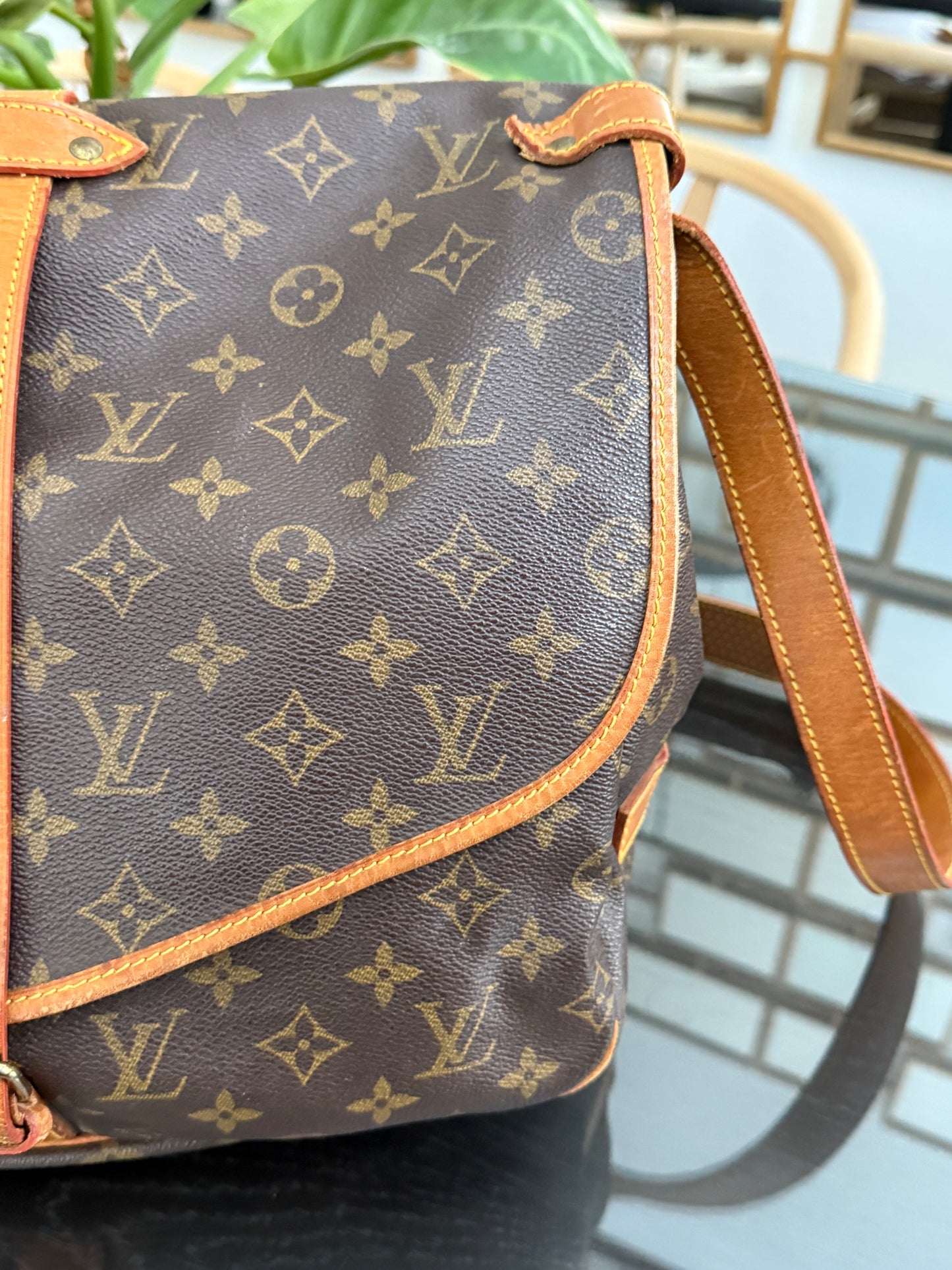 Saumur 35 Crossbody -๐๏ธ Year: 1992