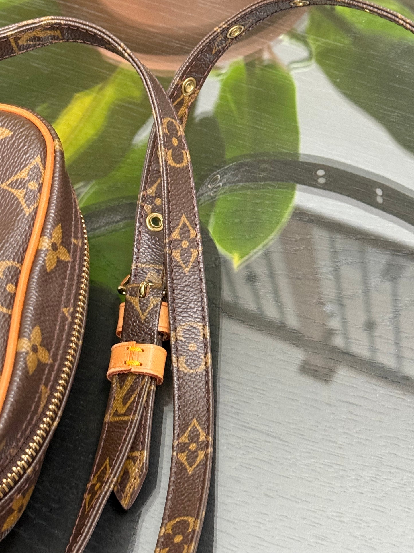 Amazon Crossbody Bag -Year: 2000
