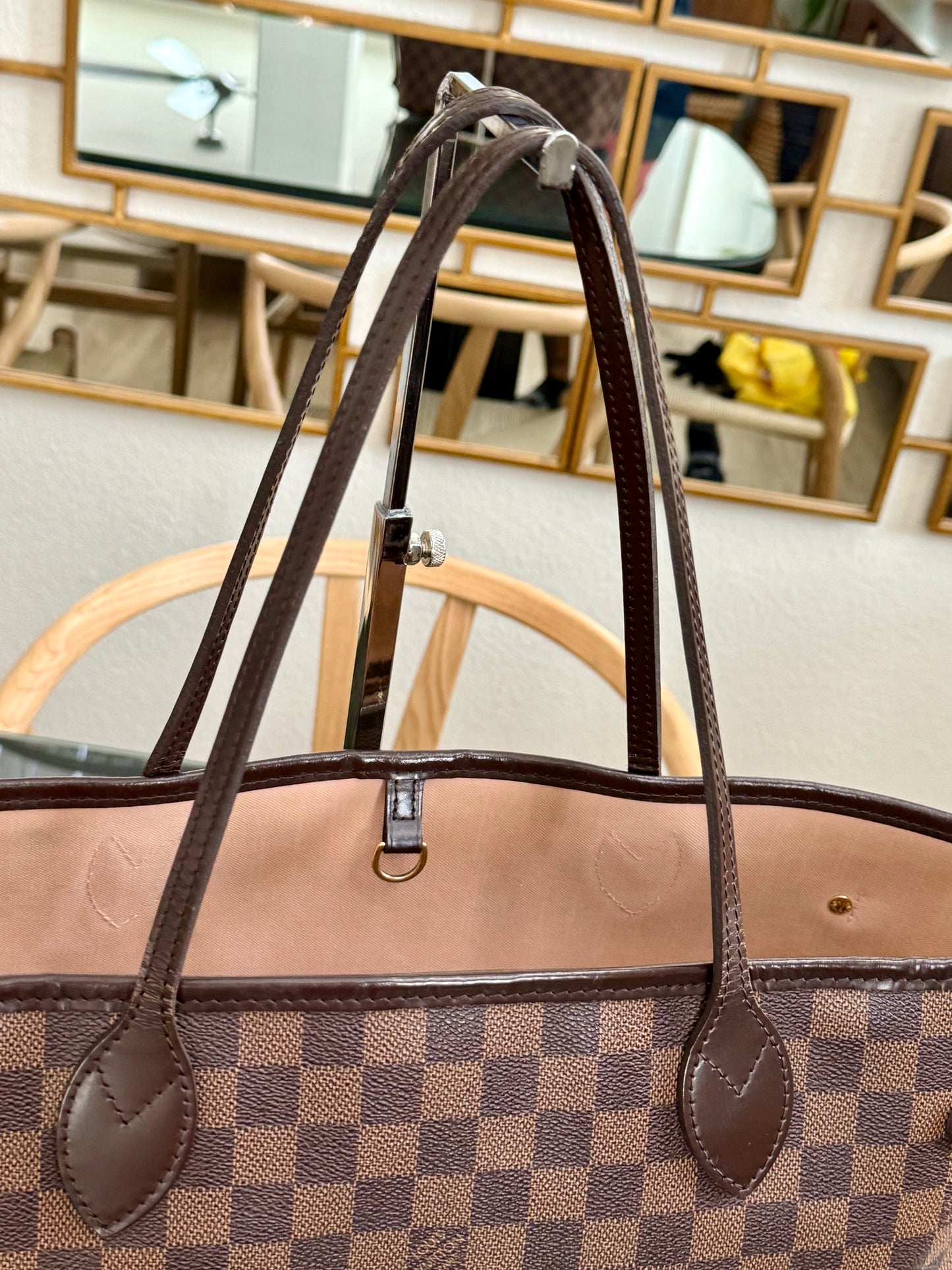 Neverfull MM in Rose Ballerine DE with Dustbag 🗓️ Year: 2016